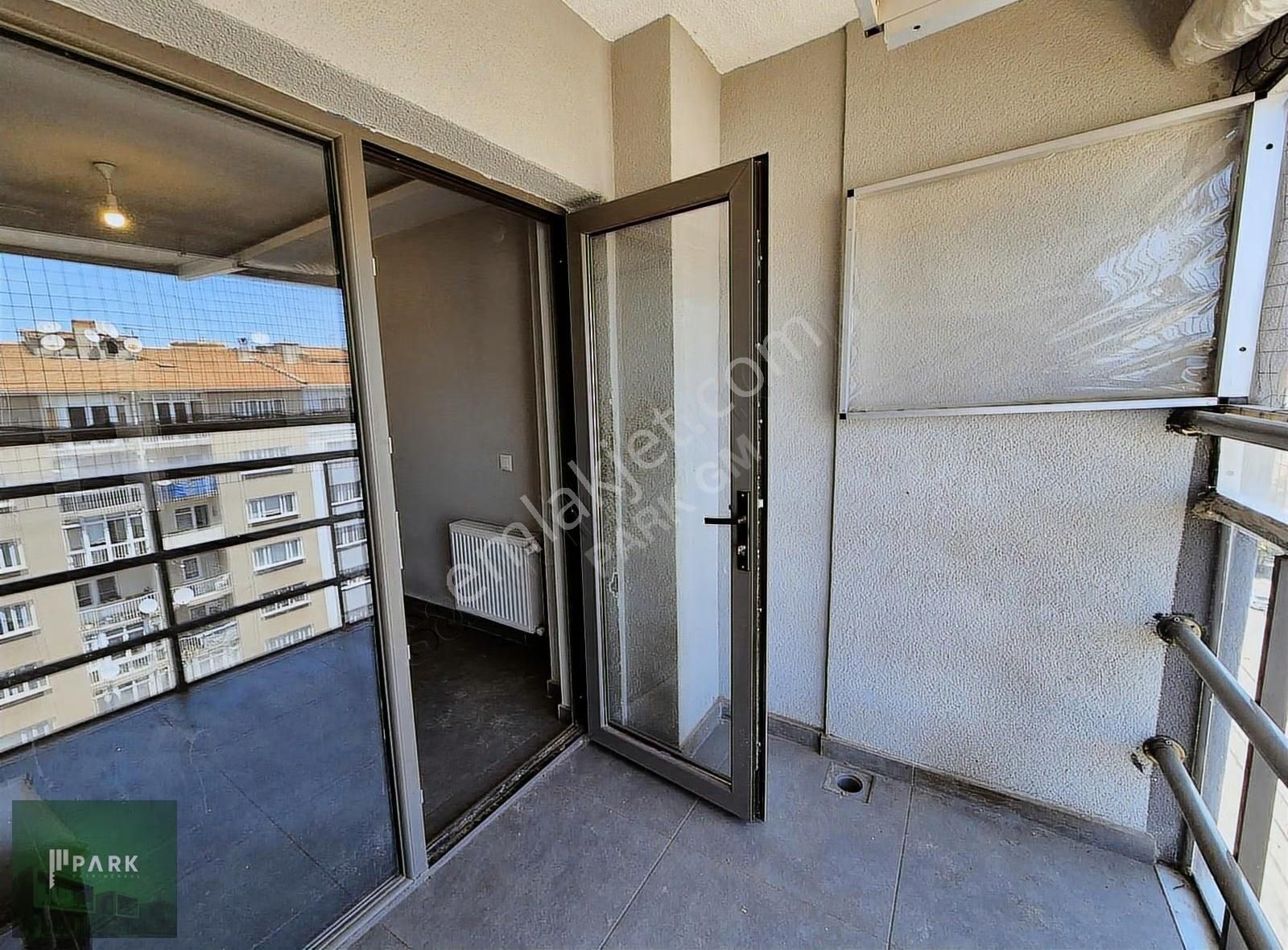 Park Gayrimenkul'den Vişnelik Mah.de Kiralık Geniş 1+1 Daire - Görsel 4