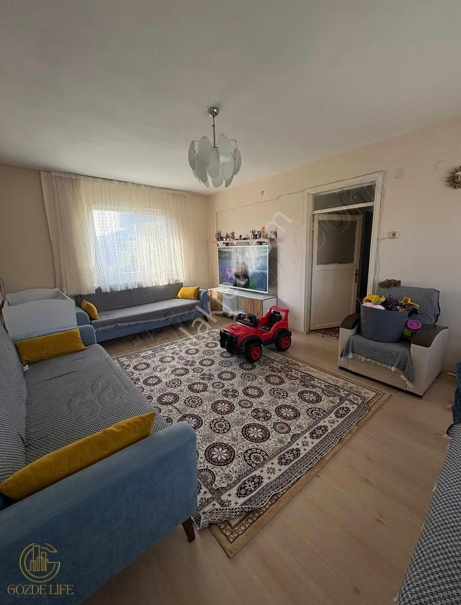 Gözde Life'tan Yeni Mahallede Acil Satılık Ara Kat Daire - Görsel 9