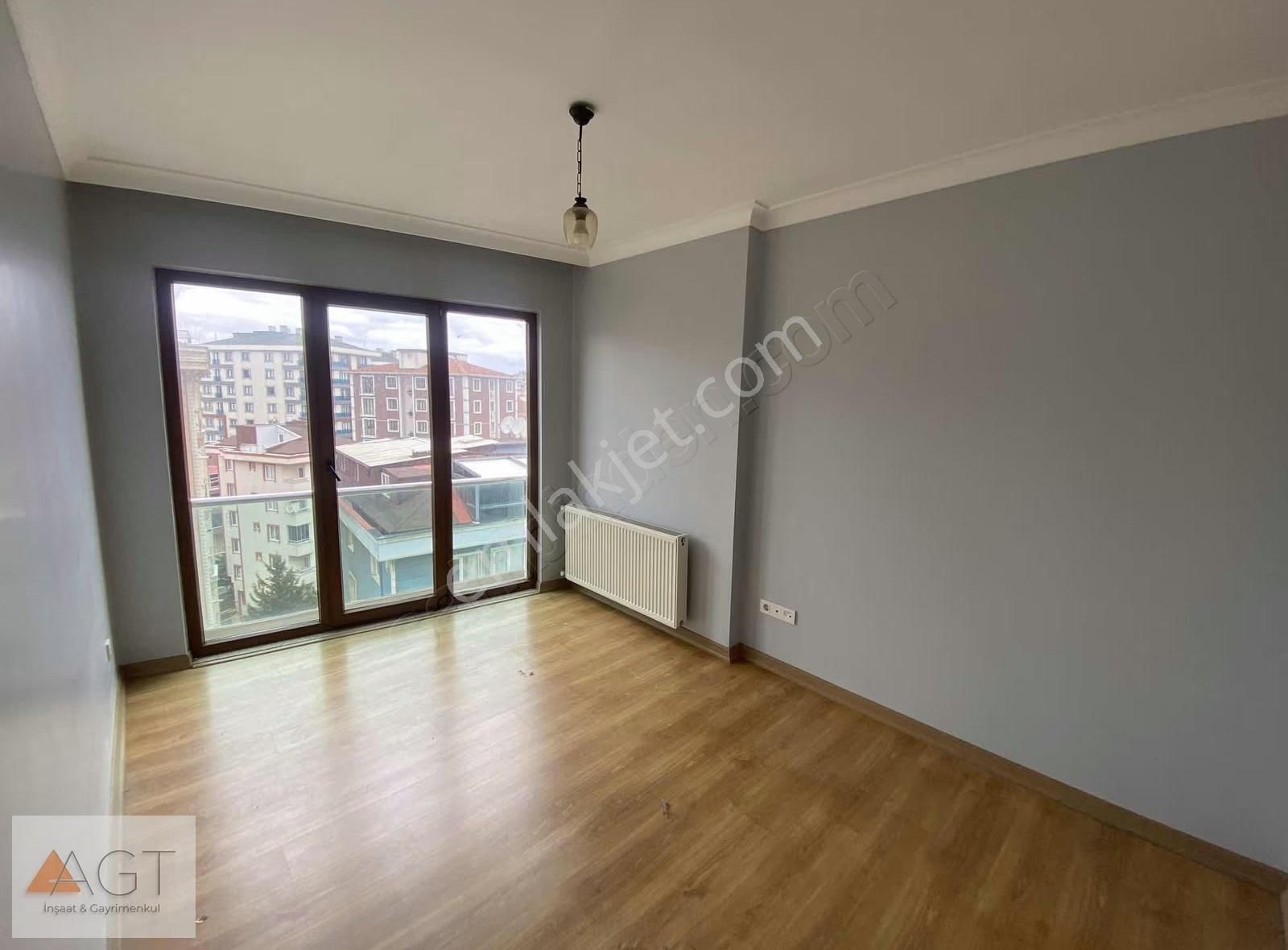 Agt'den İnkılap Mah. 7.katta 2+1 80m2 Kiralık Konut - Görsel 7