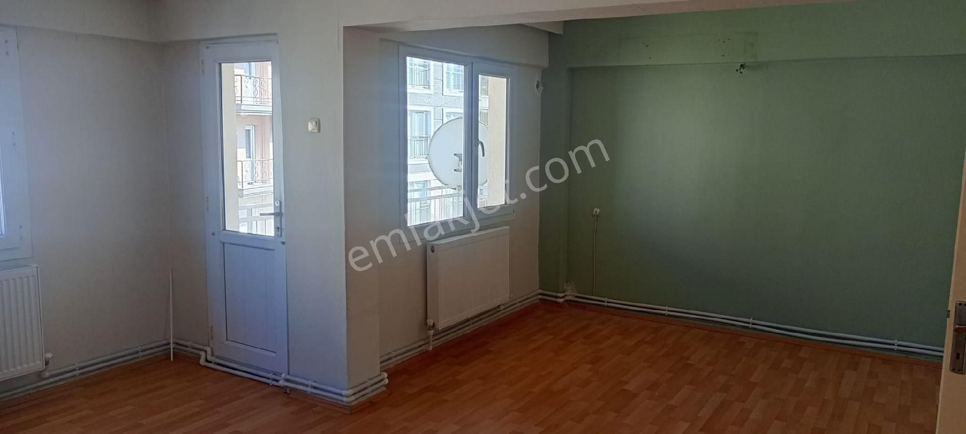 Aydın Söke Çeltikçi Mah. Dördüncü Kat (asansör Yoktur)doğalgazlı2+1 Kiralık Daire - Görsel 2