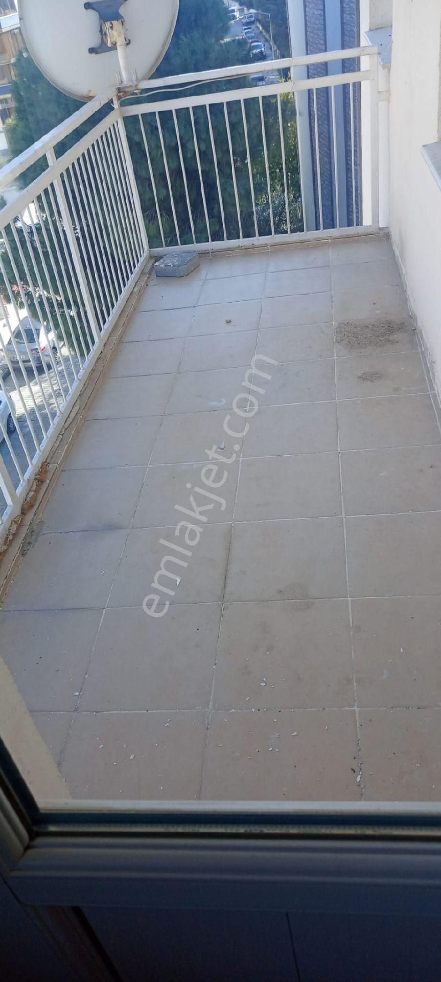 Aydın Söke Çeltikçi Mah. Dördüncü Kat (asansör Yoktur)doğalgazlı2+1 Kiralık Daire - Görsel 6