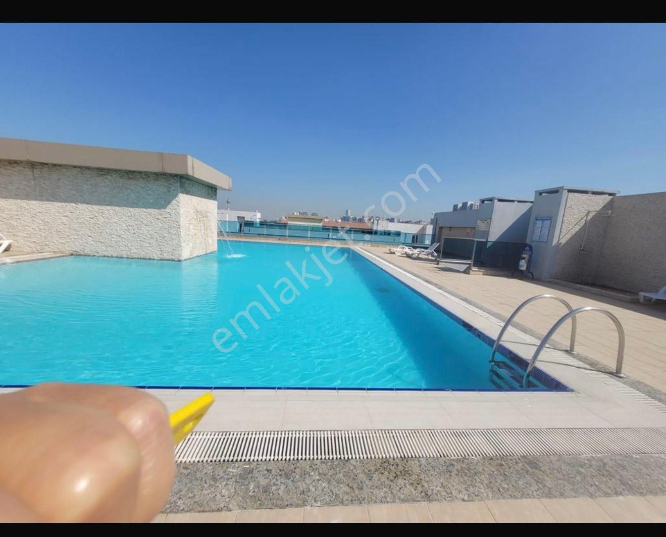 Beylıkdüzü Adnan Kahvecı Site İçi Daire