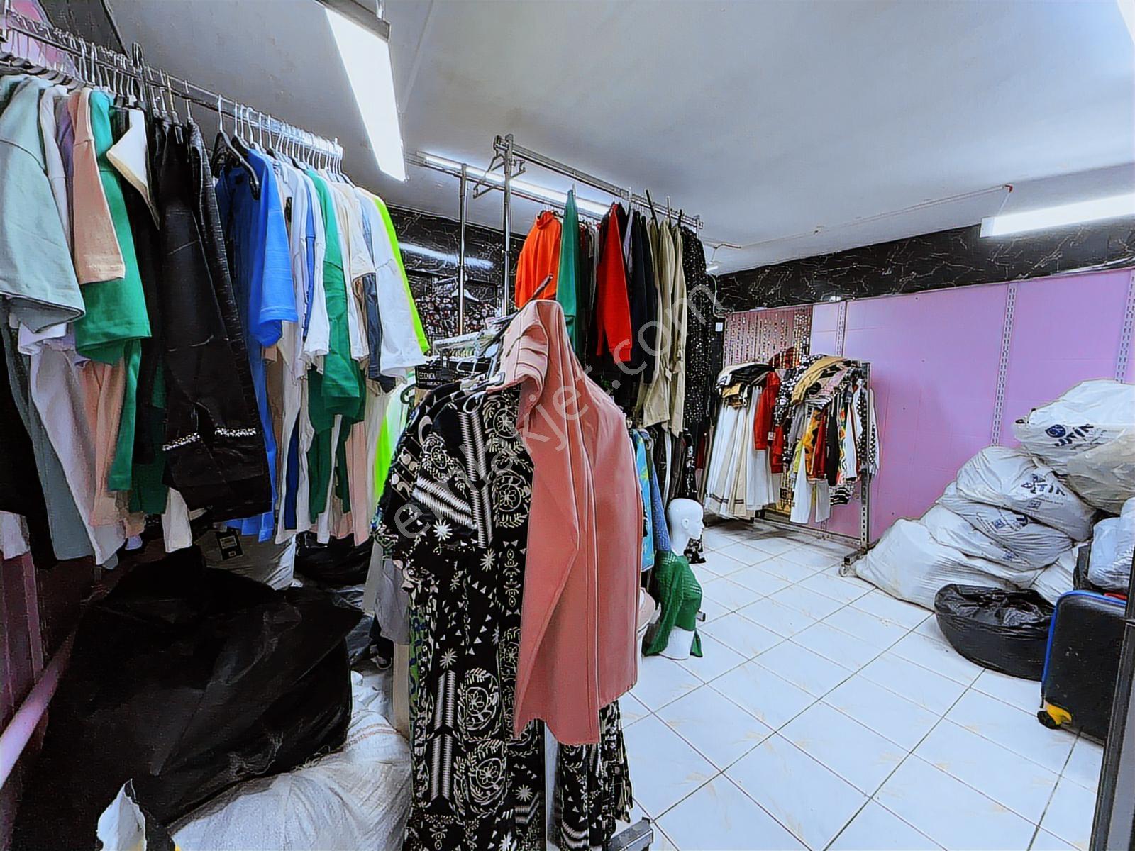 B.çekmece Dizdariye Yürüyüş Yolunda 2katlı Devren Kiralık Mağaza - Görsel 8