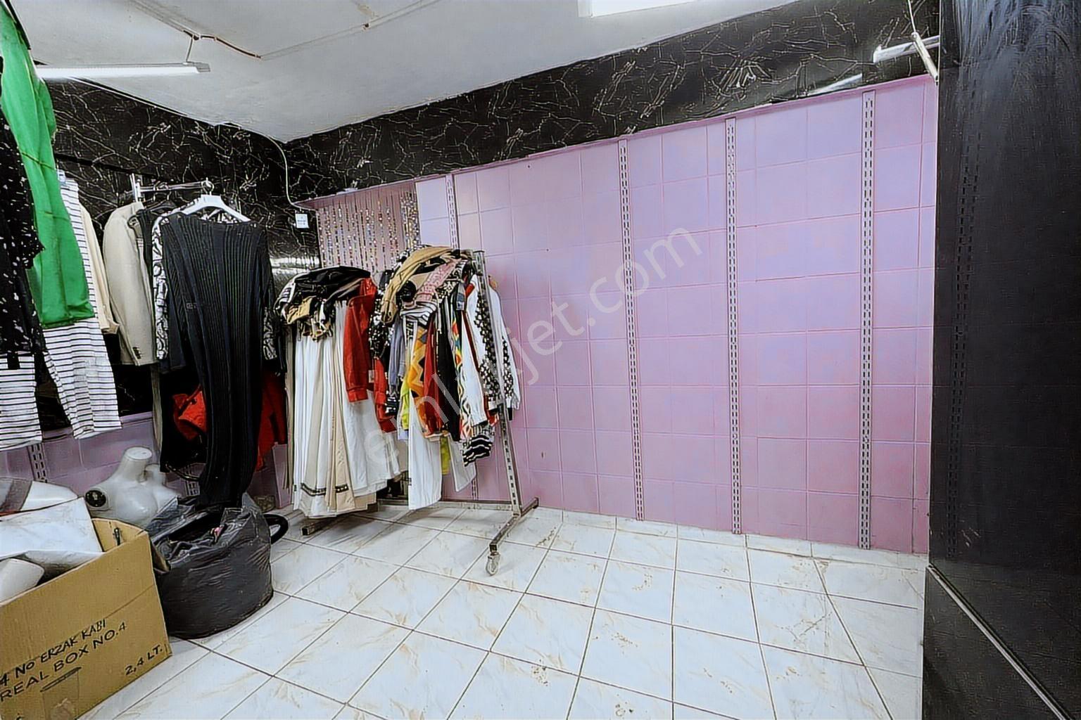 B.çekmece Dizdariye Yürüyüş Yolunda 2katlı Devren Kiralık Mağaza - Görsel 9