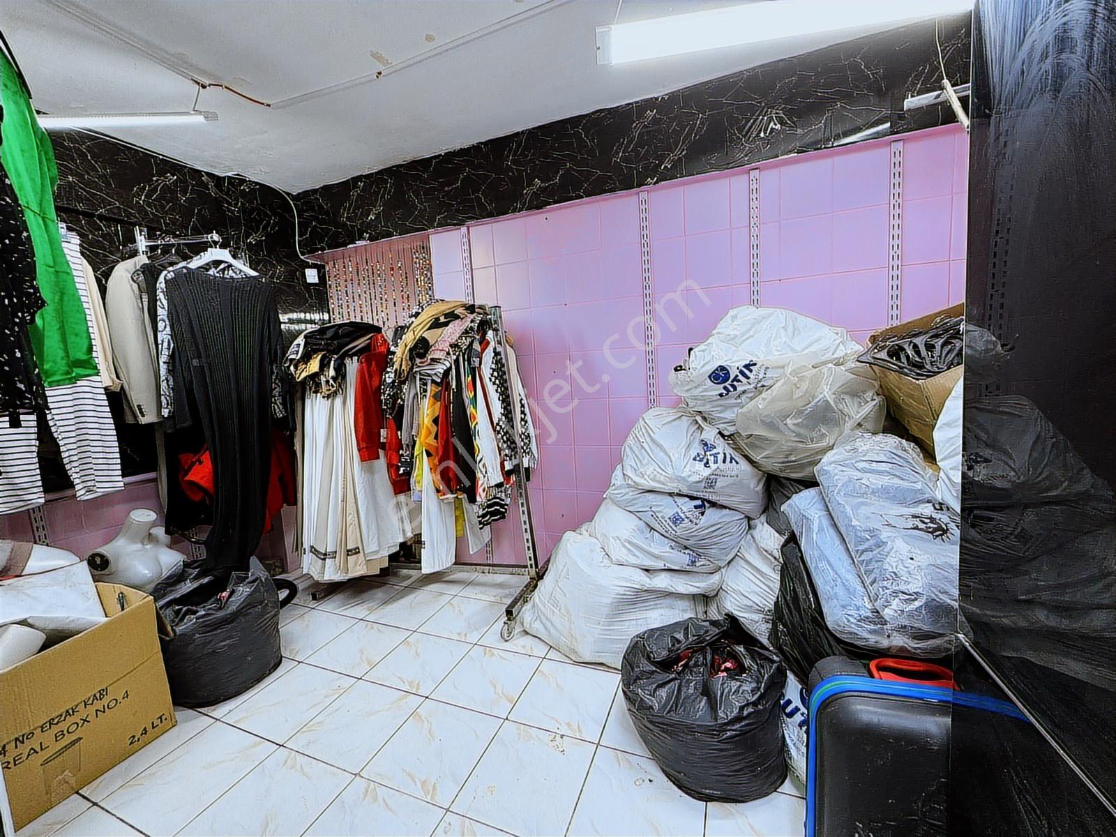 B.çekmece Dizdariye Yürüyüş Yolunda 2katlı Devren Kiralık Mağaza - Görsel 13
