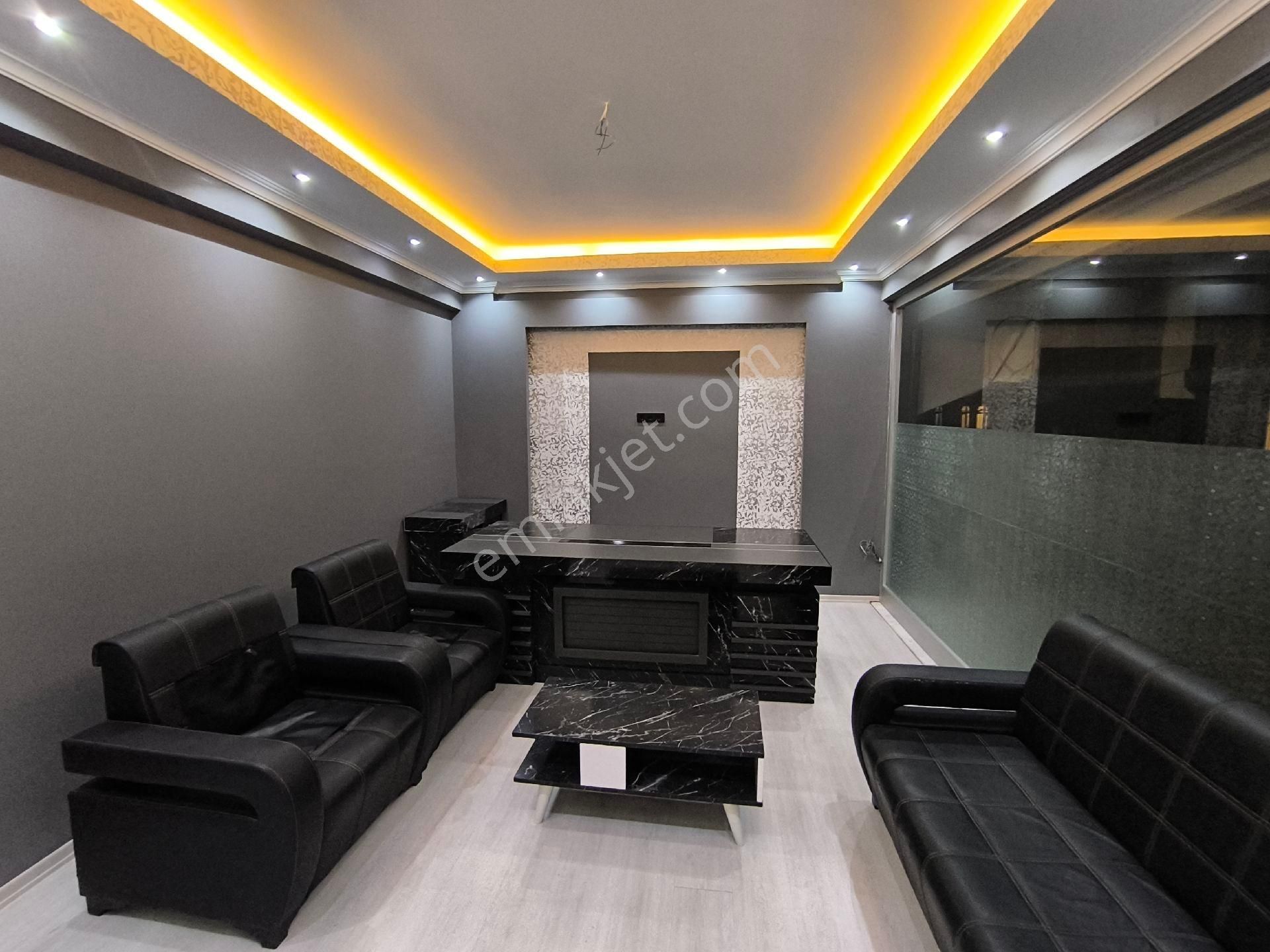 Sultangazi Cebeci'de 90 M2 Kiralık Ofis