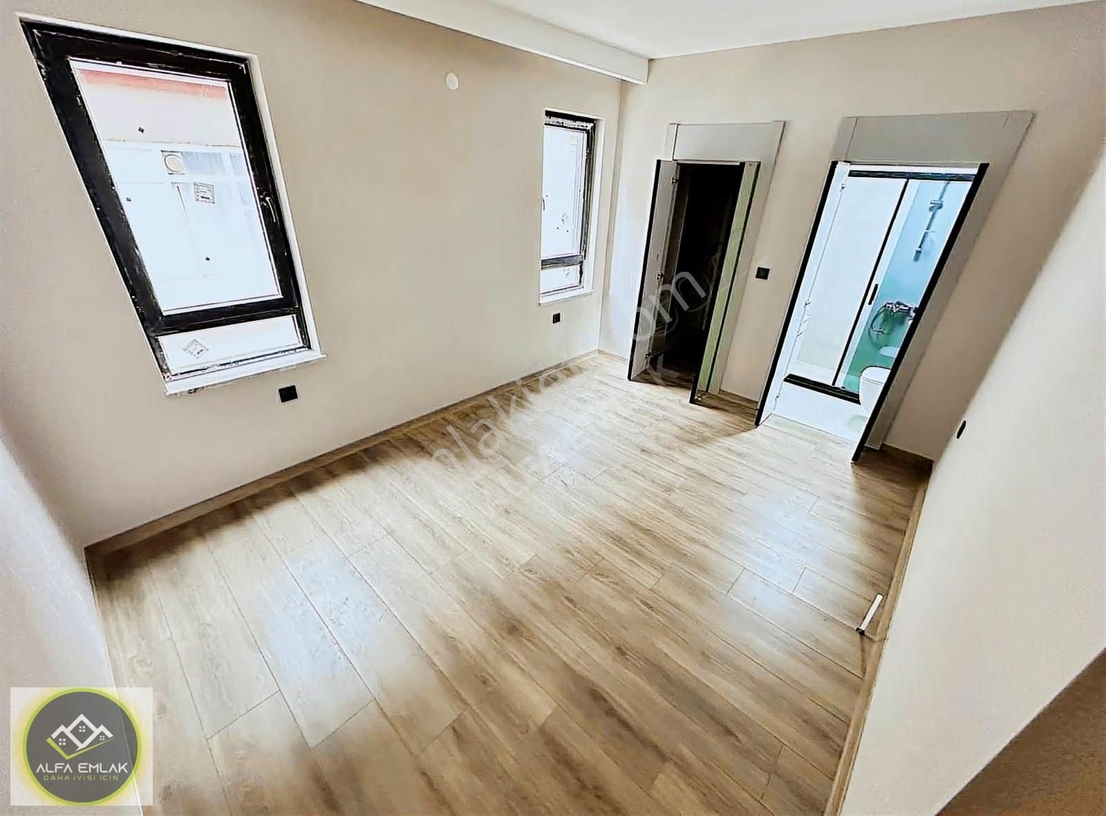 Atatürk Mah'de E.banyolu-giyinme Odalı Emsalsiz 3+1 Sıfır Daire - Görsel 15