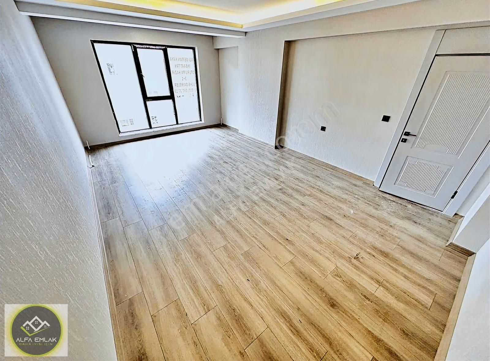 Atatürk Mah'de E.banyolu-giyinme Odalı Emsalsiz 3+1 Sıfır Daire - Görsel 24