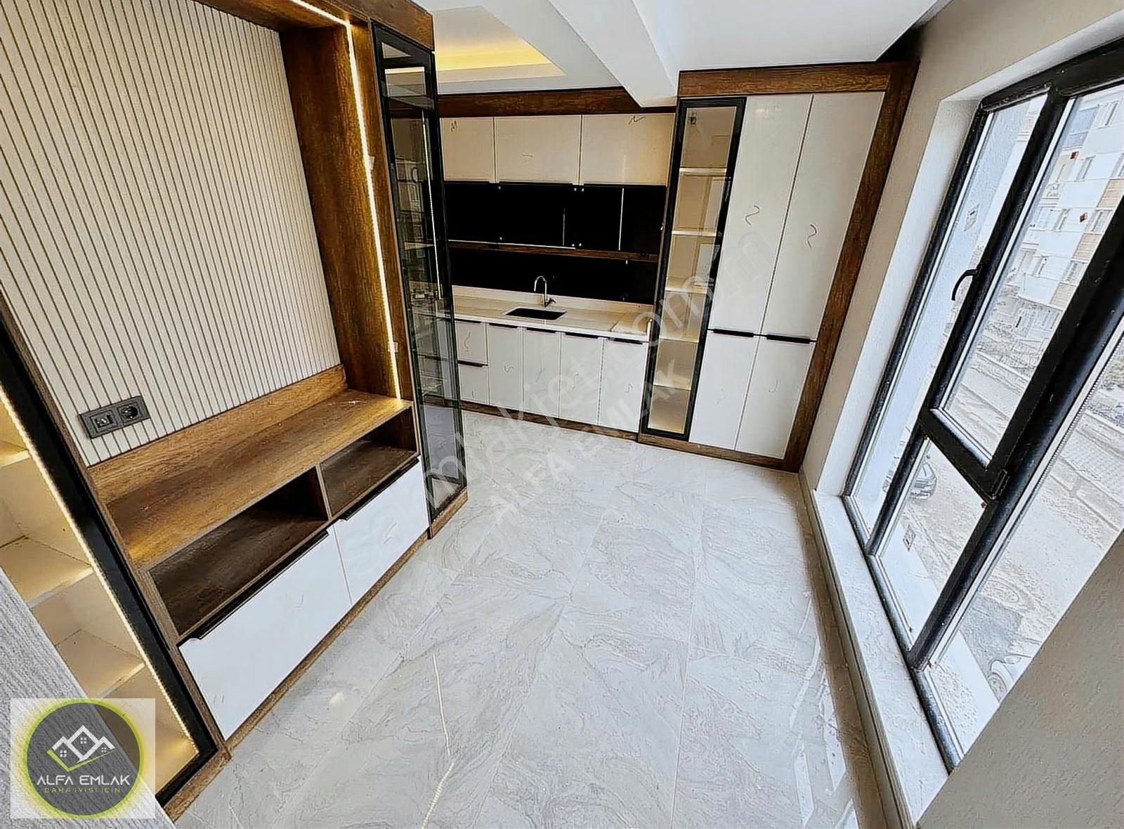 Atatürk Mah'de E.banyolu-giyinme Odalı Emsalsiz 3+1 Sıfır Daire - Görsel 11