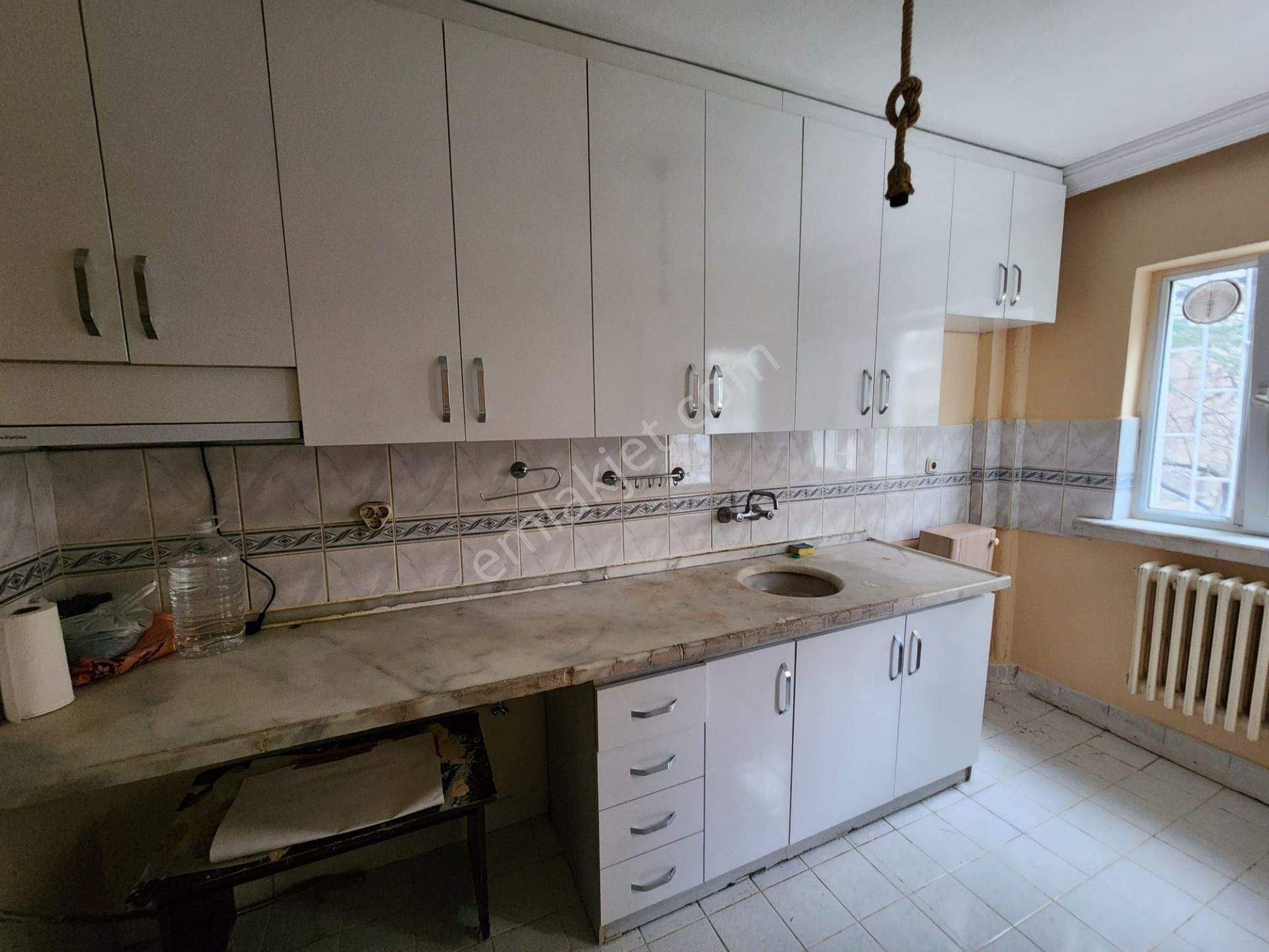 Altındağ Örnek Mah.de Giriş Kat Yeni Boyalı 2+1 Kiralık - Görsel 18