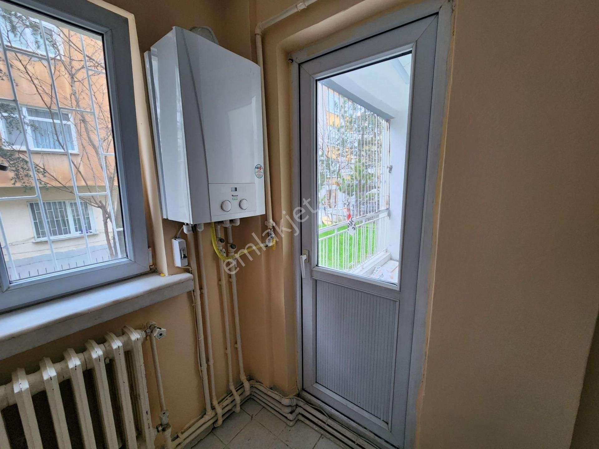 Altındağ Örnek Mah.de Giriş Kat Yeni Boyalı 2+1 Kiralık - Görsel 25