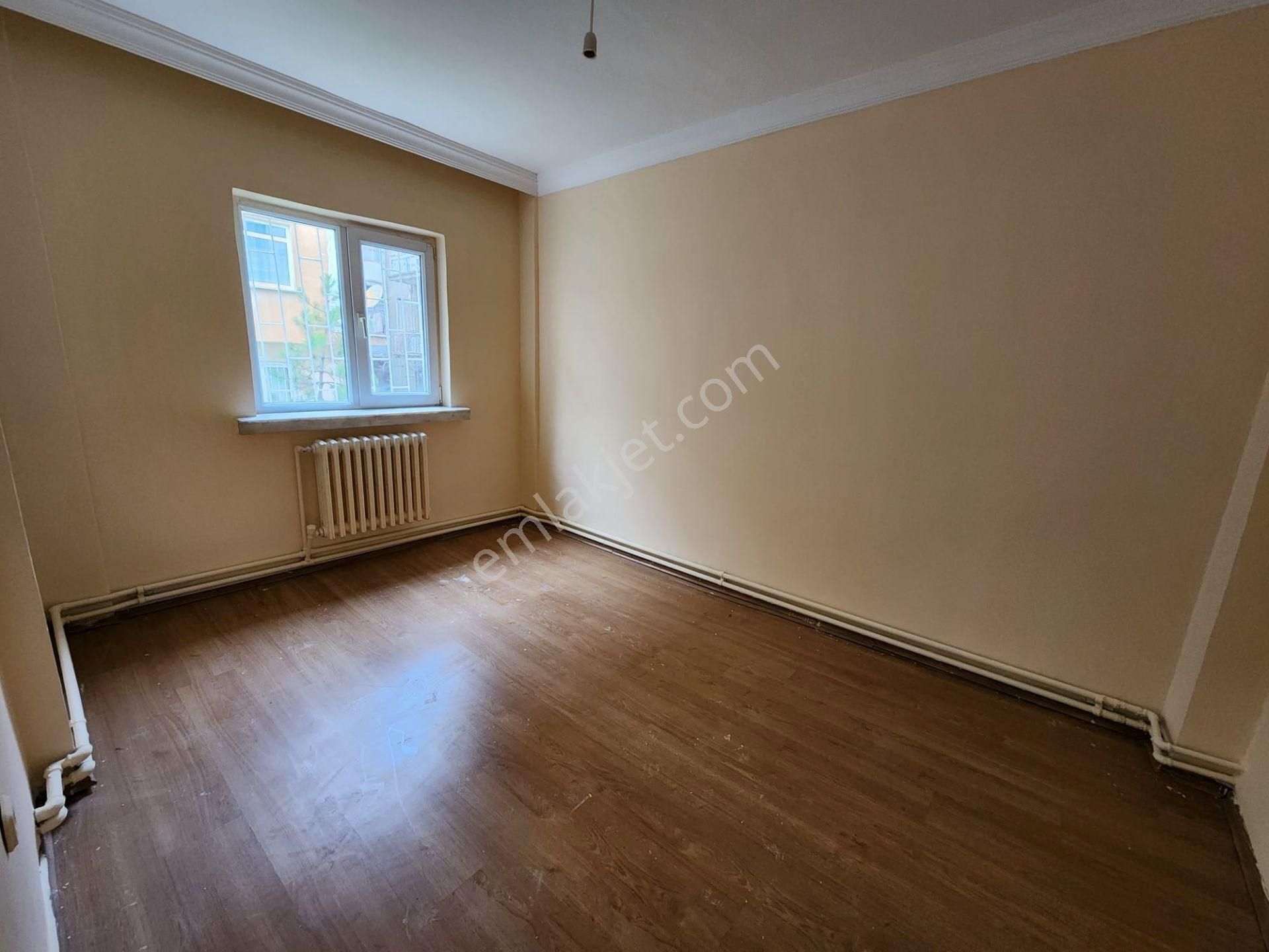 Altındağ Örnek Mah.de Giriş Kat Yeni Boyalı 2+1 Kiralık - Görsel 17