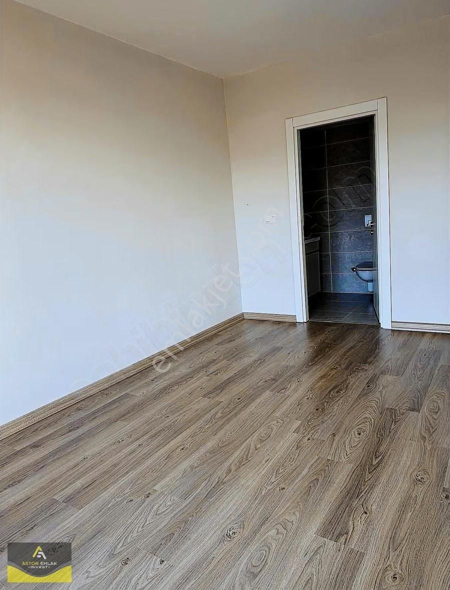 Sur Yapı'da 2+1 106 M2 Ayrı Mutfaklı Kiralık Daire - Görsel 12