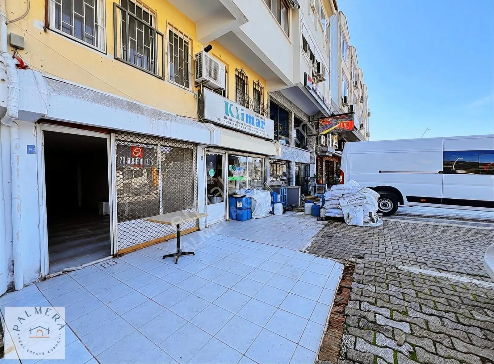 Marmaris Merkez'de Asma Katlı Kiralık 80 M2 Dükkan