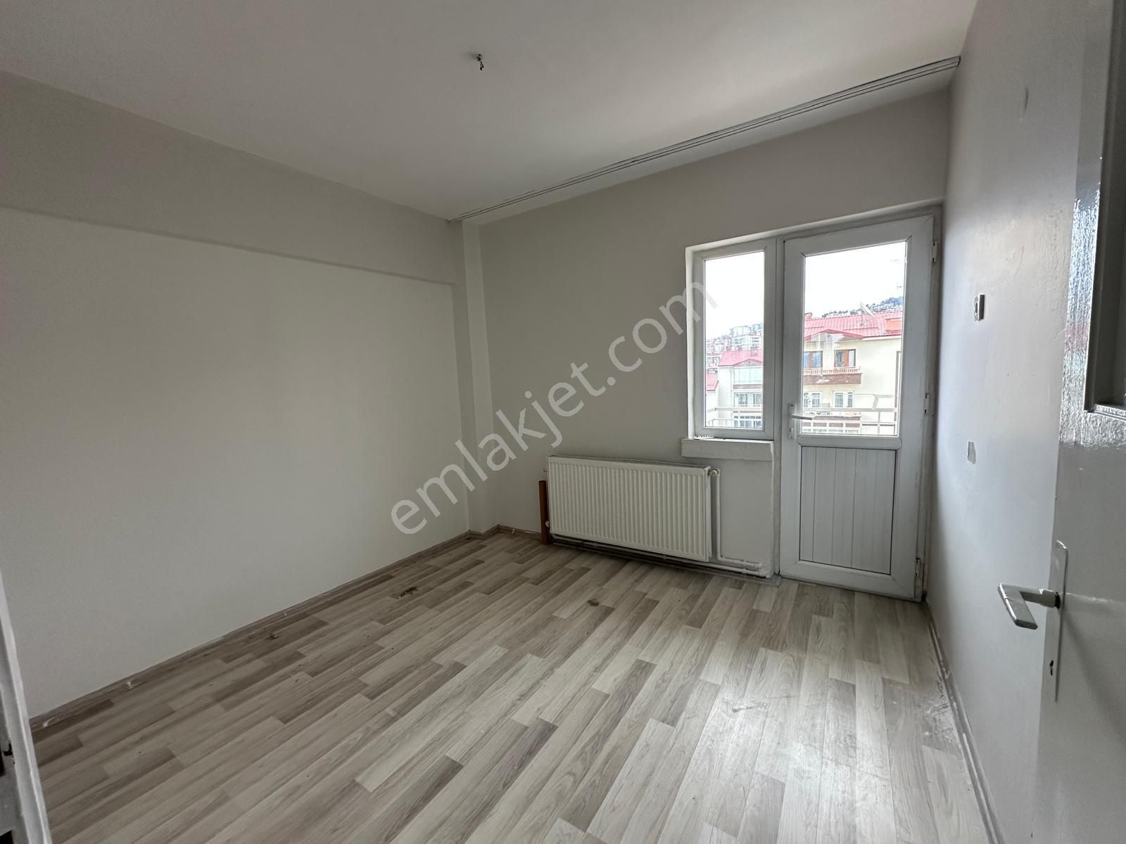 Karşıyaka Merkezi Lokasyon Kiralık Daire - Görsel 12