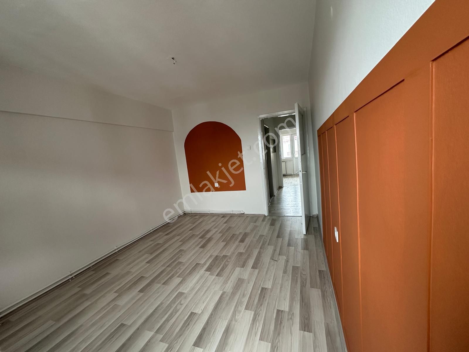 Karşıyaka Merkezi Lokasyon Kiralık Daire - Görsel 14