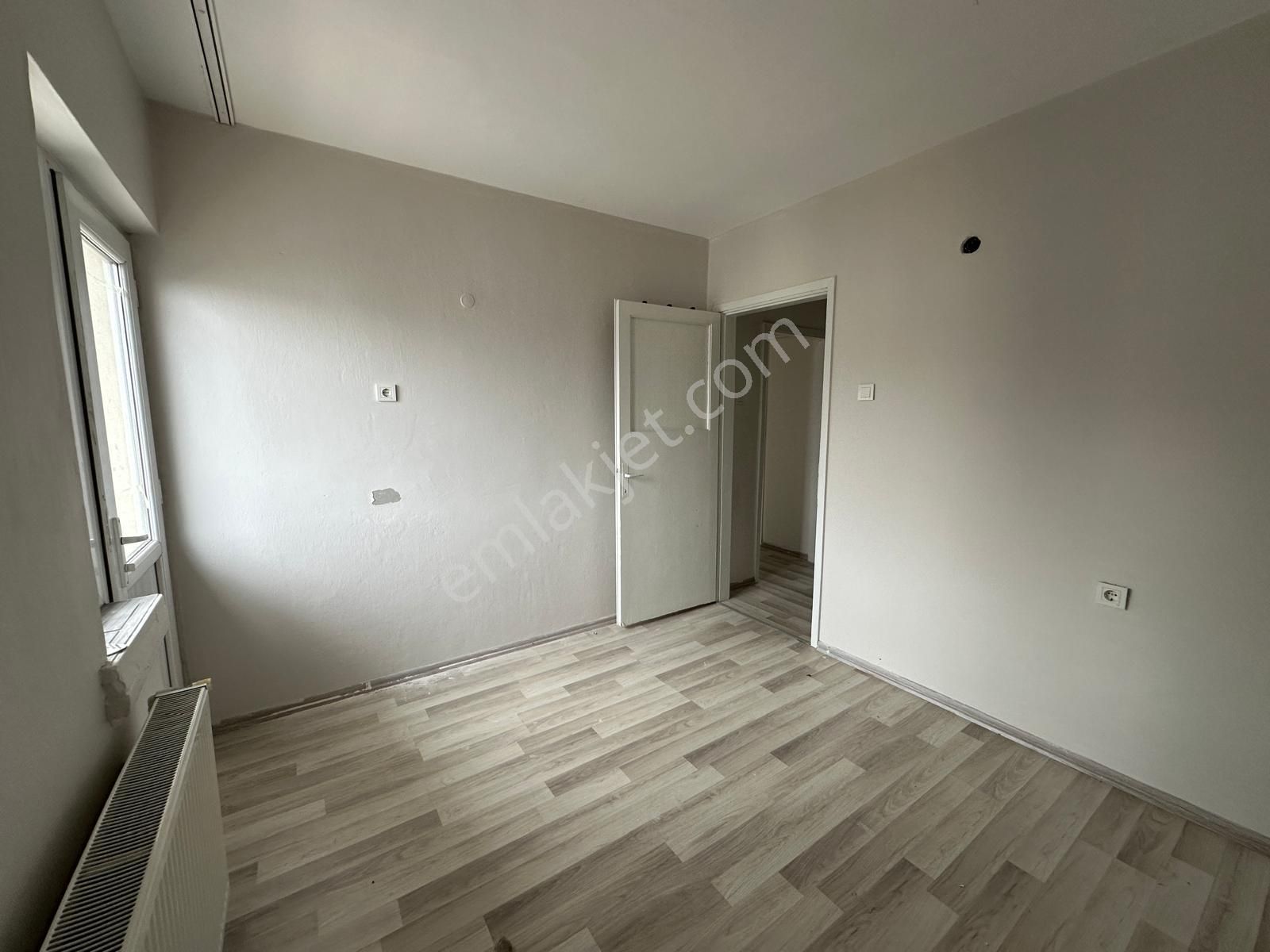 Karşıyaka Merkezi Lokasyon Kiralık Daire - Görsel 13