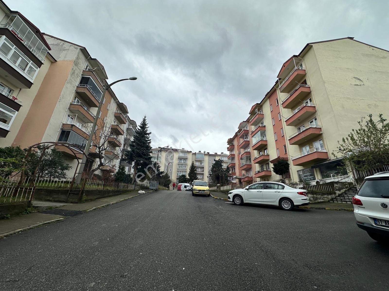 Karşıyaka Merkezi Lokasyon Kiralık Daire - Görsel 2