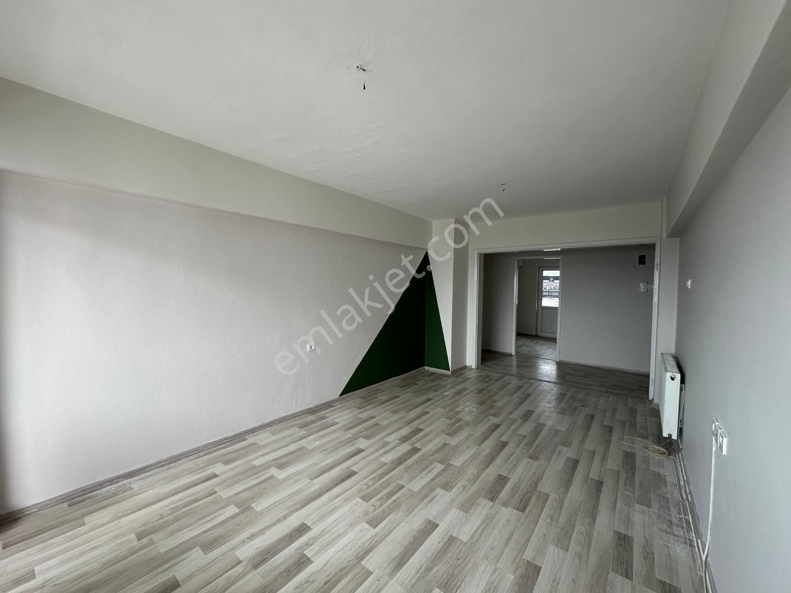 Karşıyaka Merkezi Lokasyon Kiralık Daire - Görsel 9