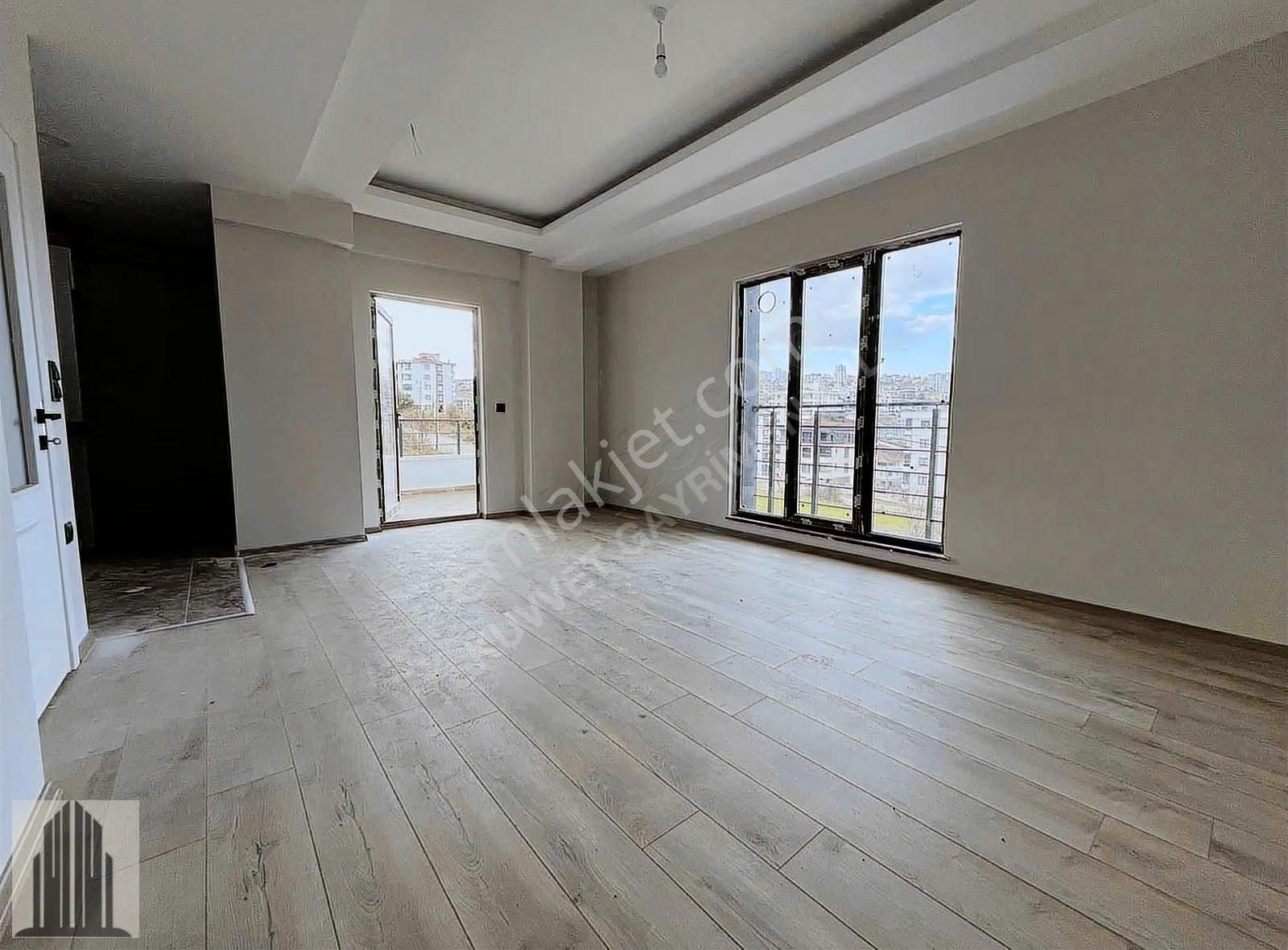 Kuvvet'ten Atakent'de Manzaralı Önü Açık 2+1 - Görsel 5