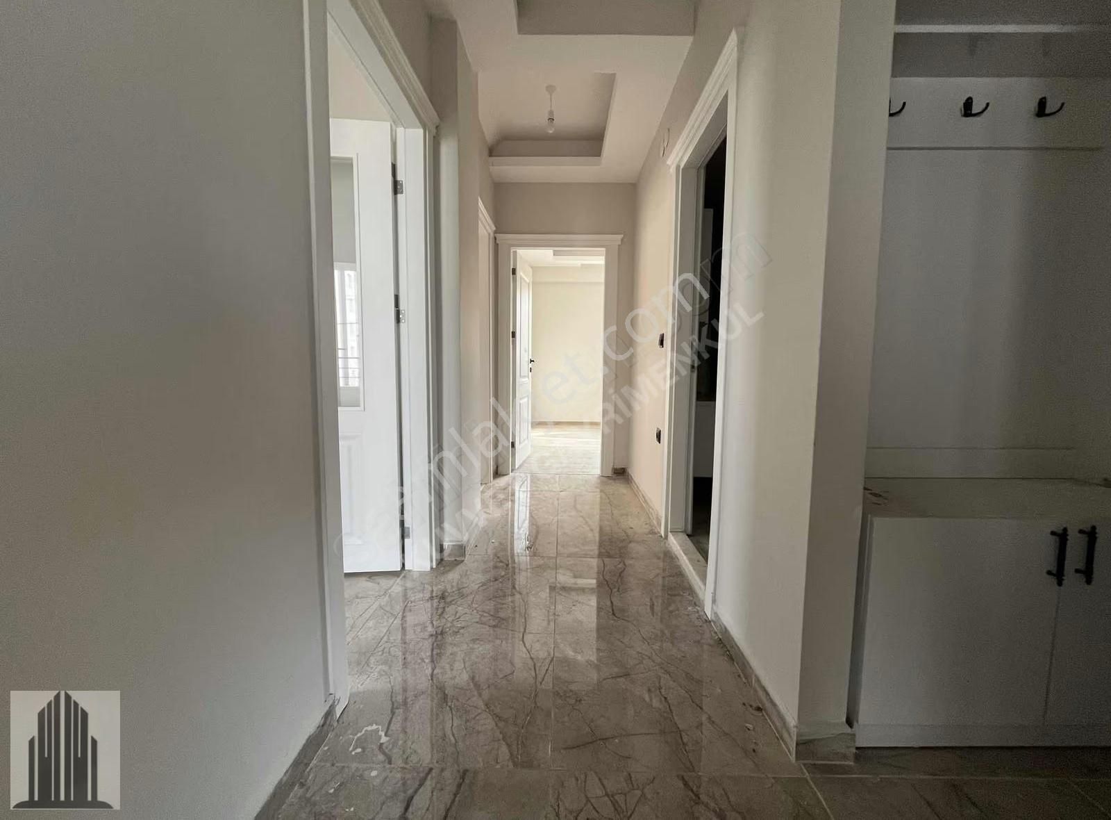 Kuvvet'ten Atakent'de Salon Mutfak Ayrı Lüks 2+1 - Görsel 28