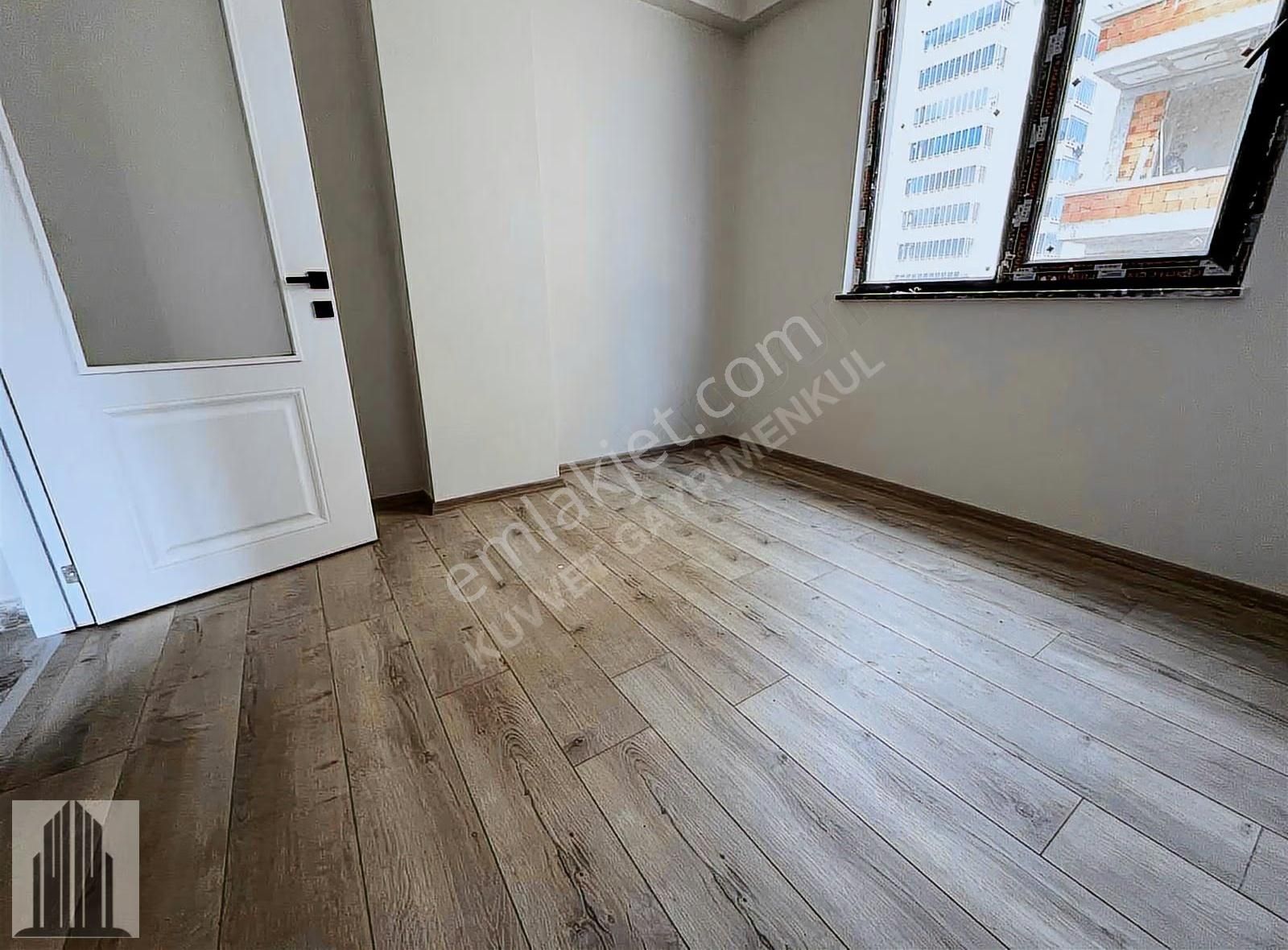 Kuvvet'ten Atakent'de Salon Mutfak Ayrı Lüks 2+1 - Görsel 18