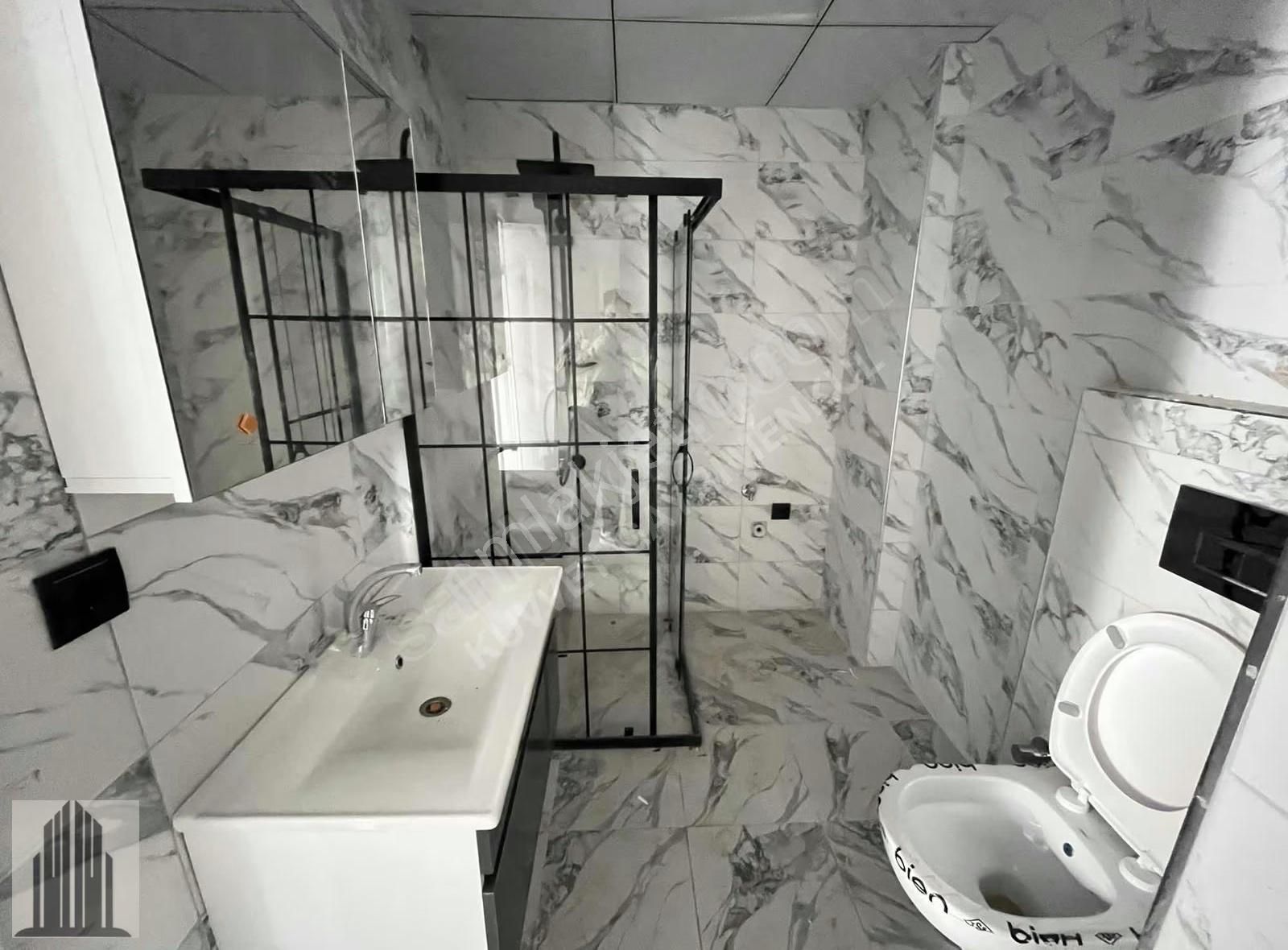 Kuvvet'ten Atakent'de Salon Mutfak Ayrı Lüks 2+1 - Görsel 22