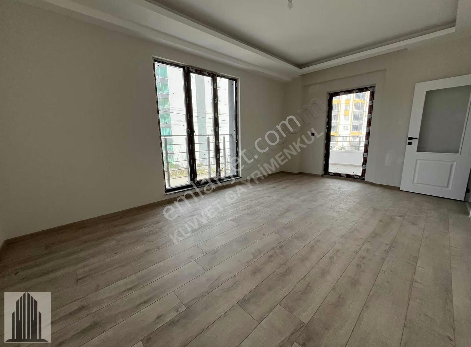 Kuvvet'ten Atakent'de Salon Mutfak Ayrı Lüks 2+1 - Görsel 30