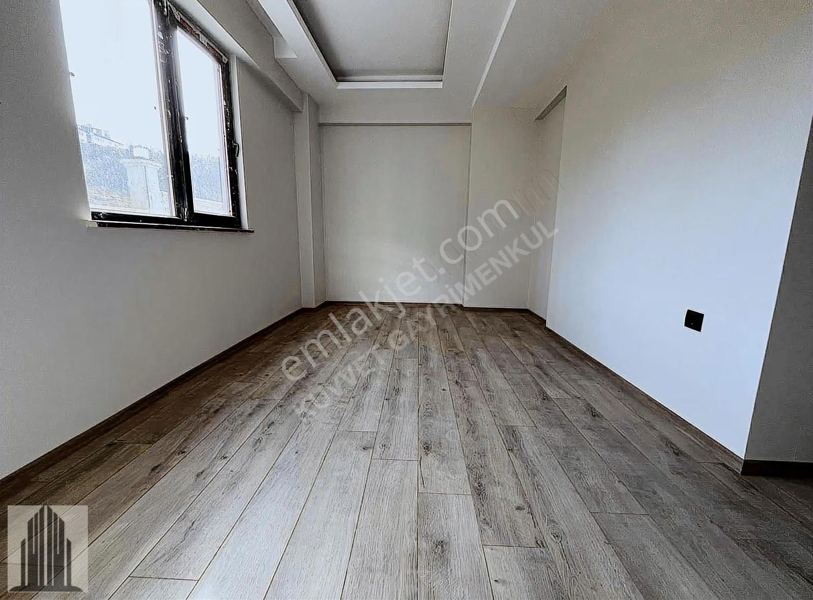 Kuvvet'ten Atakent'de Salon Mutfak Ayrı Lüks 2+1 - Görsel 24