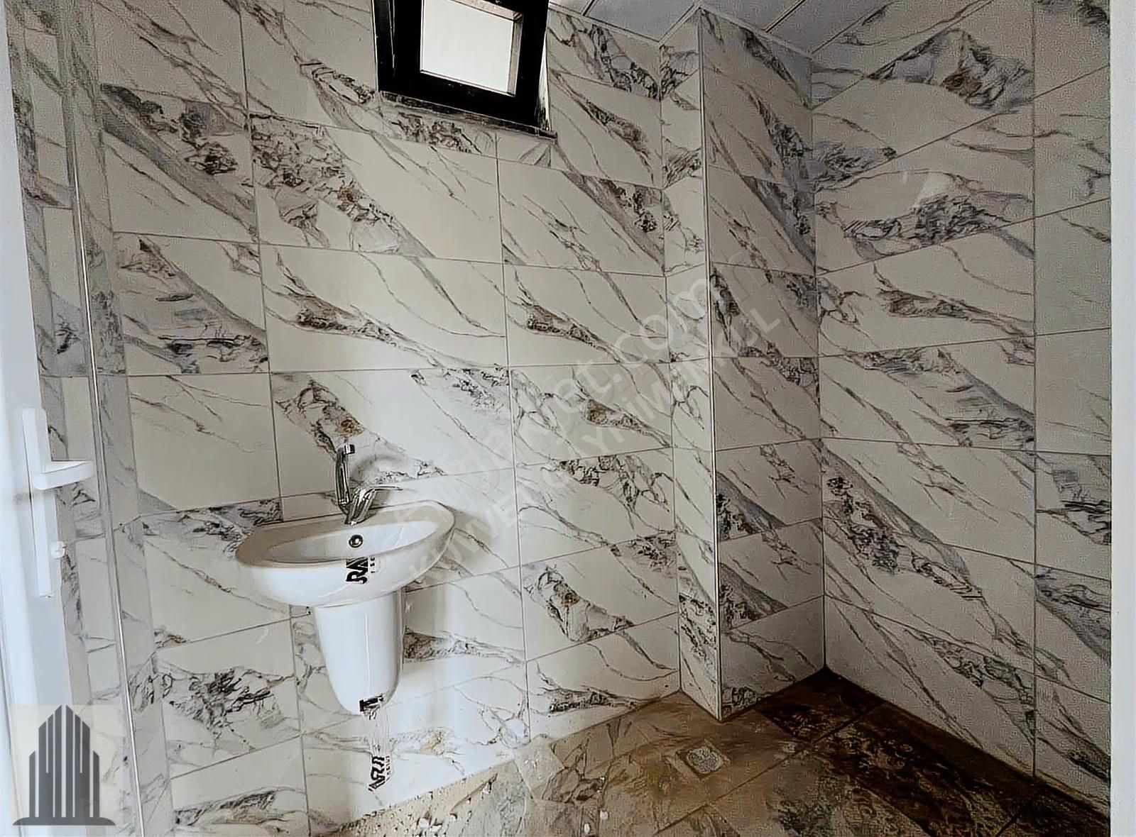 Kuvvet'ten Atakent'de Salon Mutfak Ayrı Lüks 2+1 - Görsel 15