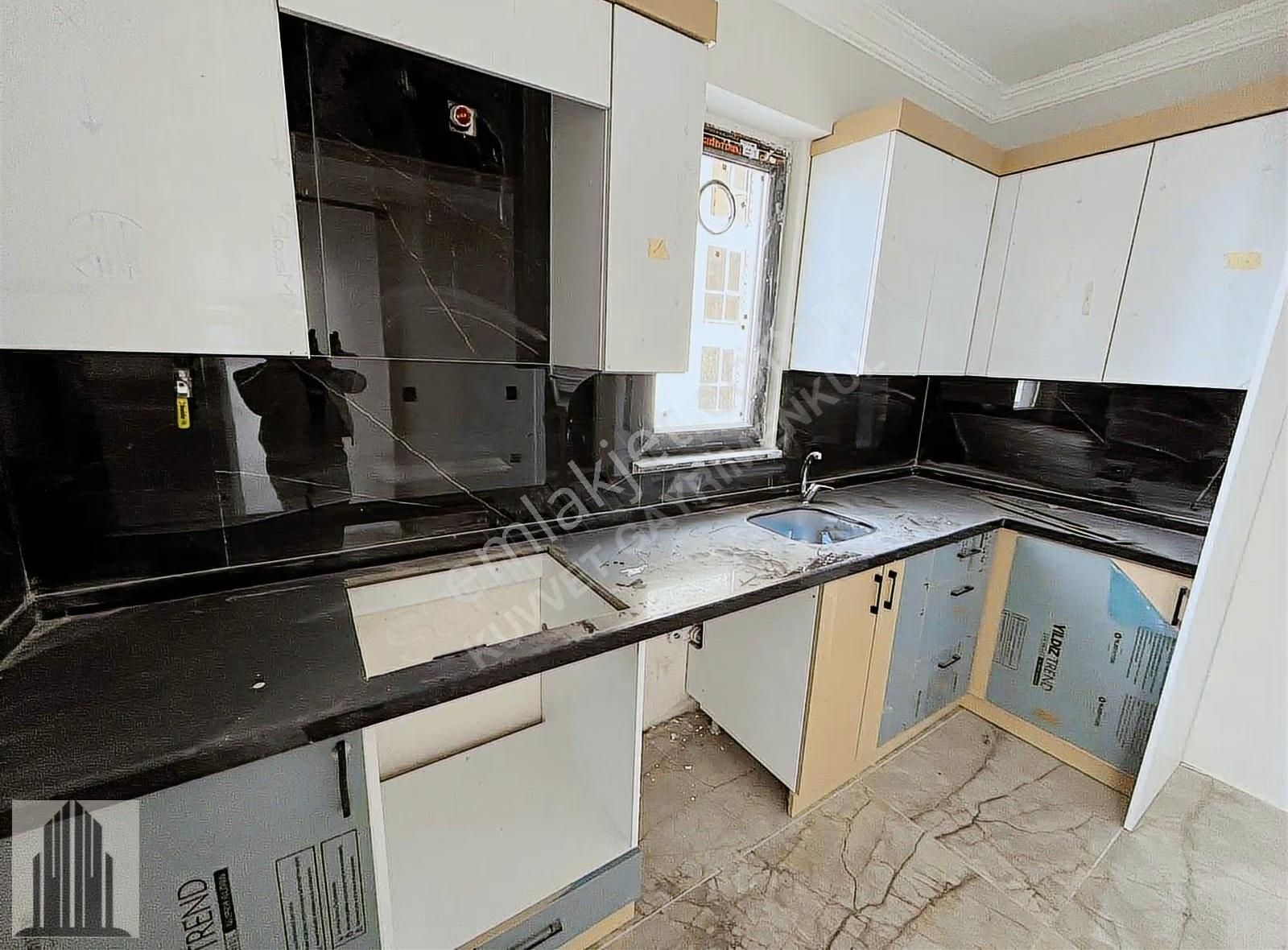 Kuvvet'ten Atakent'de Salon Mutfak Ayrı Lüks 2+1 - Görsel 29