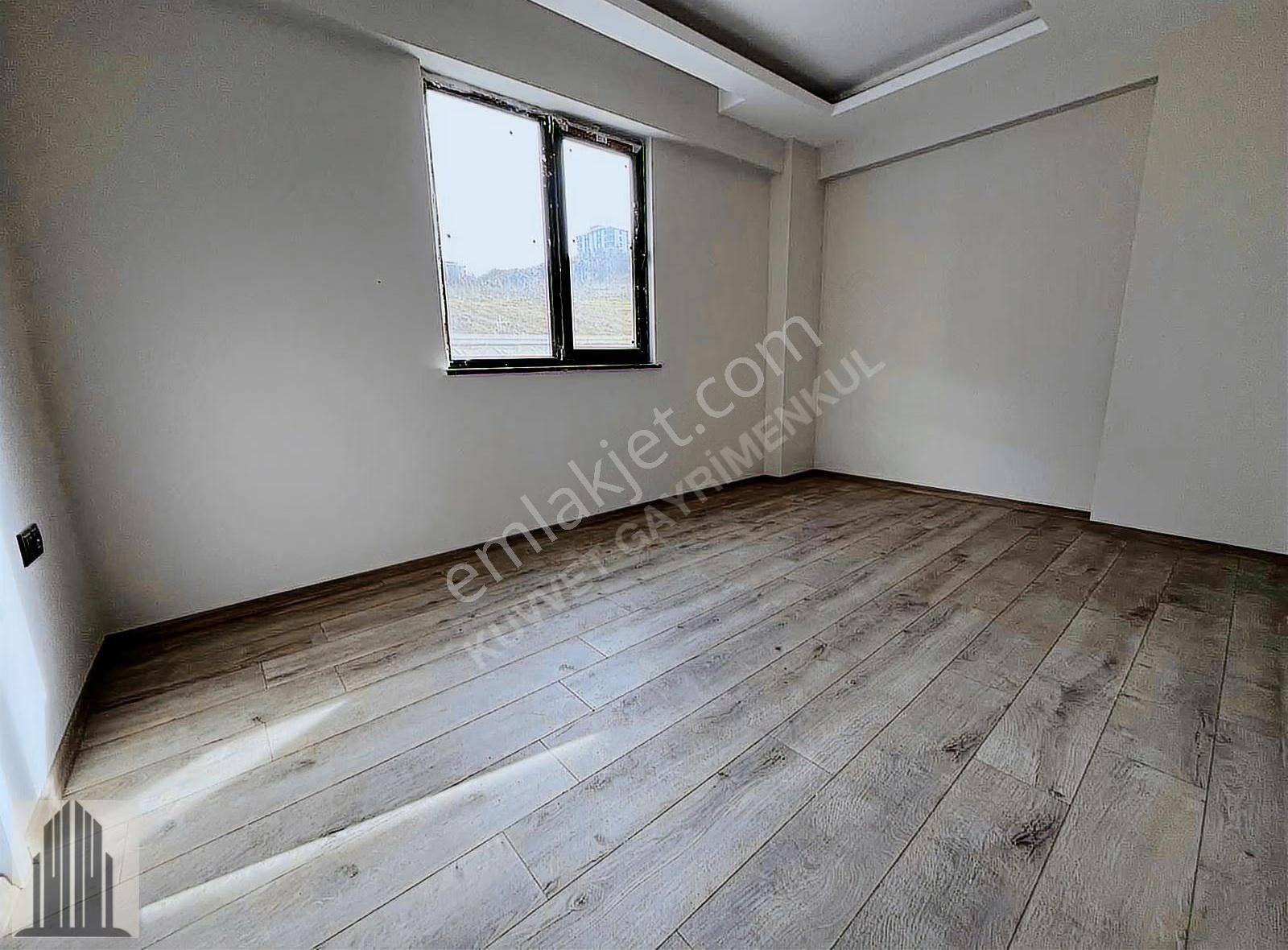 Kuvvet'ten Atakent'de Salon Mutfak Ayrı Lüks 2+1 - Görsel 3