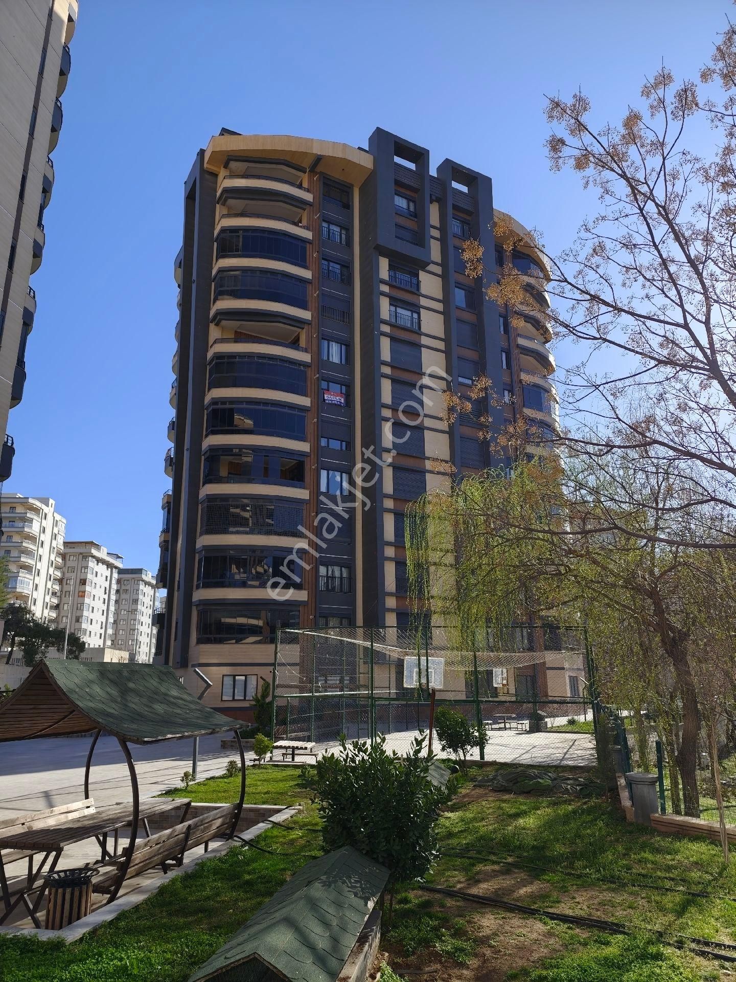 Alankaya Canyon Sitesinde 5 Odalı Akıllı Satılık Lüks Daire