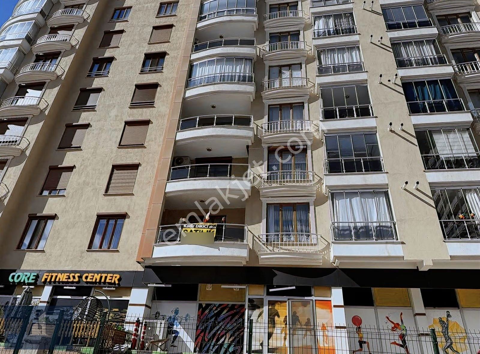 Kadir Dikici'den Selçuk Mahallesinde Satılık Geniş 3+1 Daire - Görsel 21