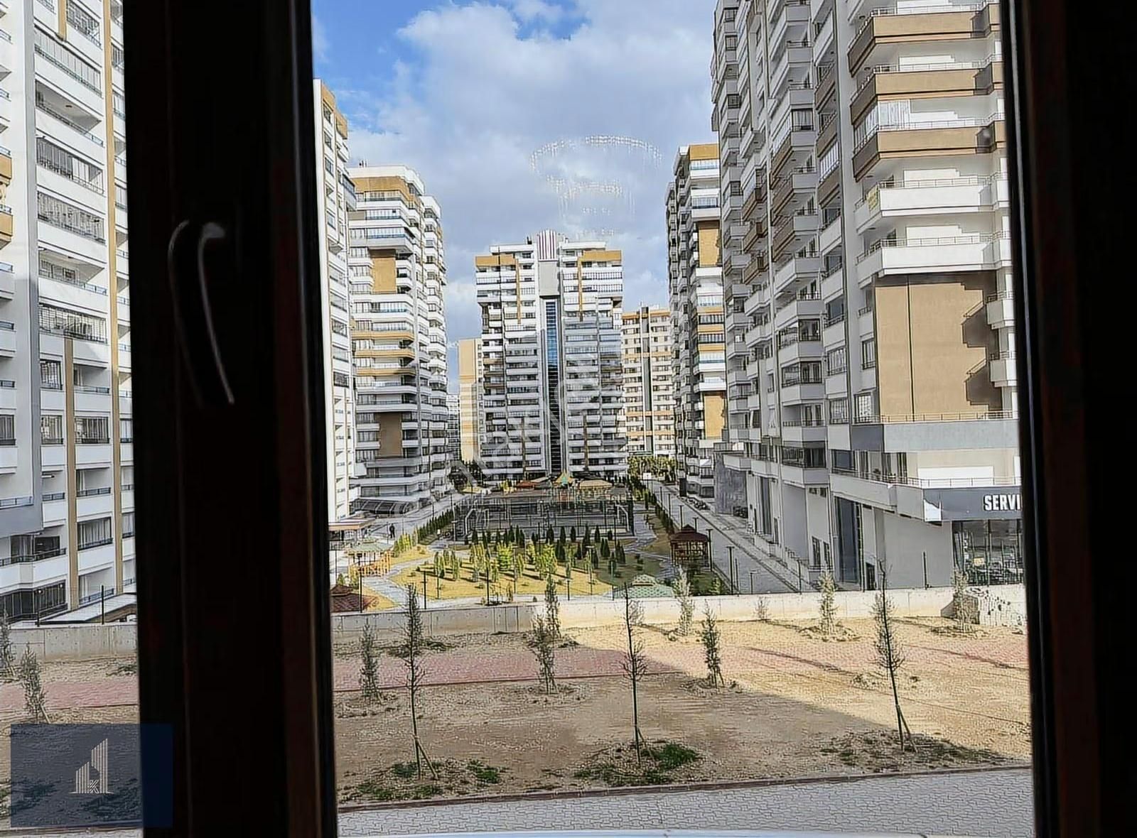 Kadir Dikici'den Selçuk Mahallesinde Satılık Geniş 3+1 Daire - Görsel 18