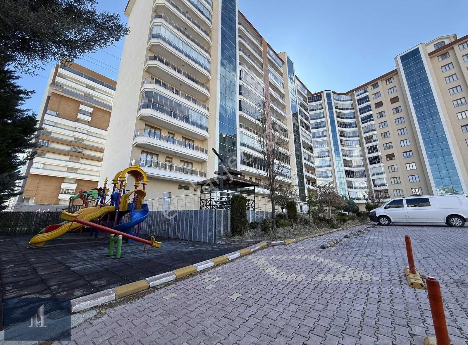 Kadir Dikici'den Selçuk Mahallesinde Satılık Geniş 3+1 Daire - Görsel 25