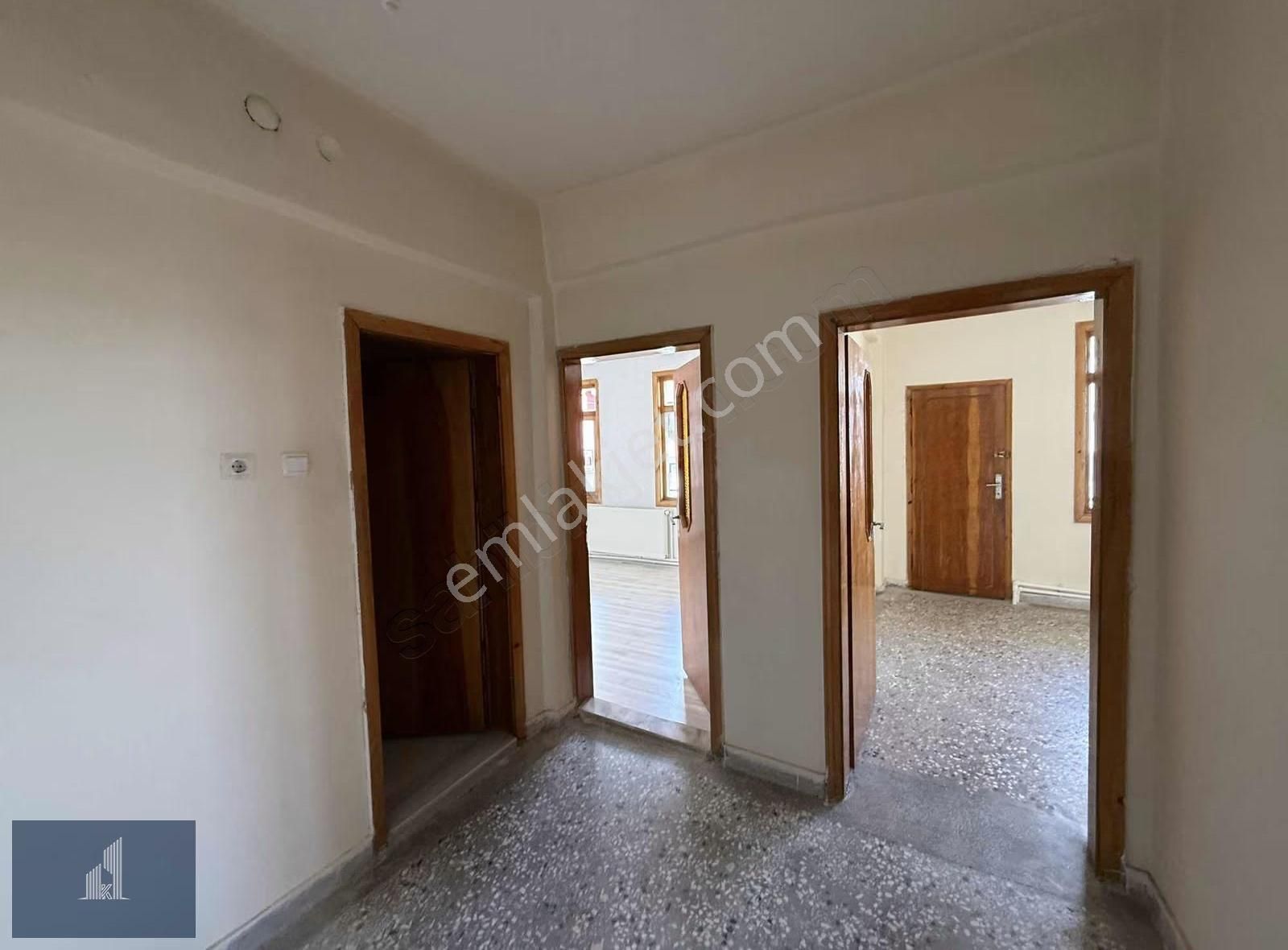 Kadir Dikici'den Köyceğizde 3+1 Kiralık Geniş Daire - Görsel 22