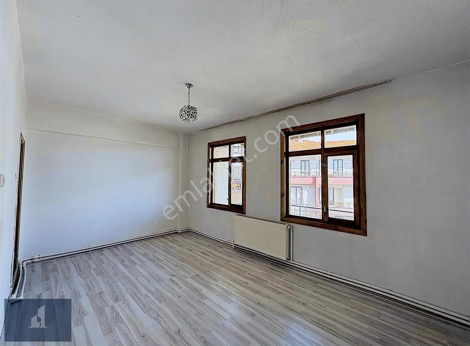 Kadir Dikici'den Köyceğizde 3+1 Kiralık Geniş Daire - Görsel 21