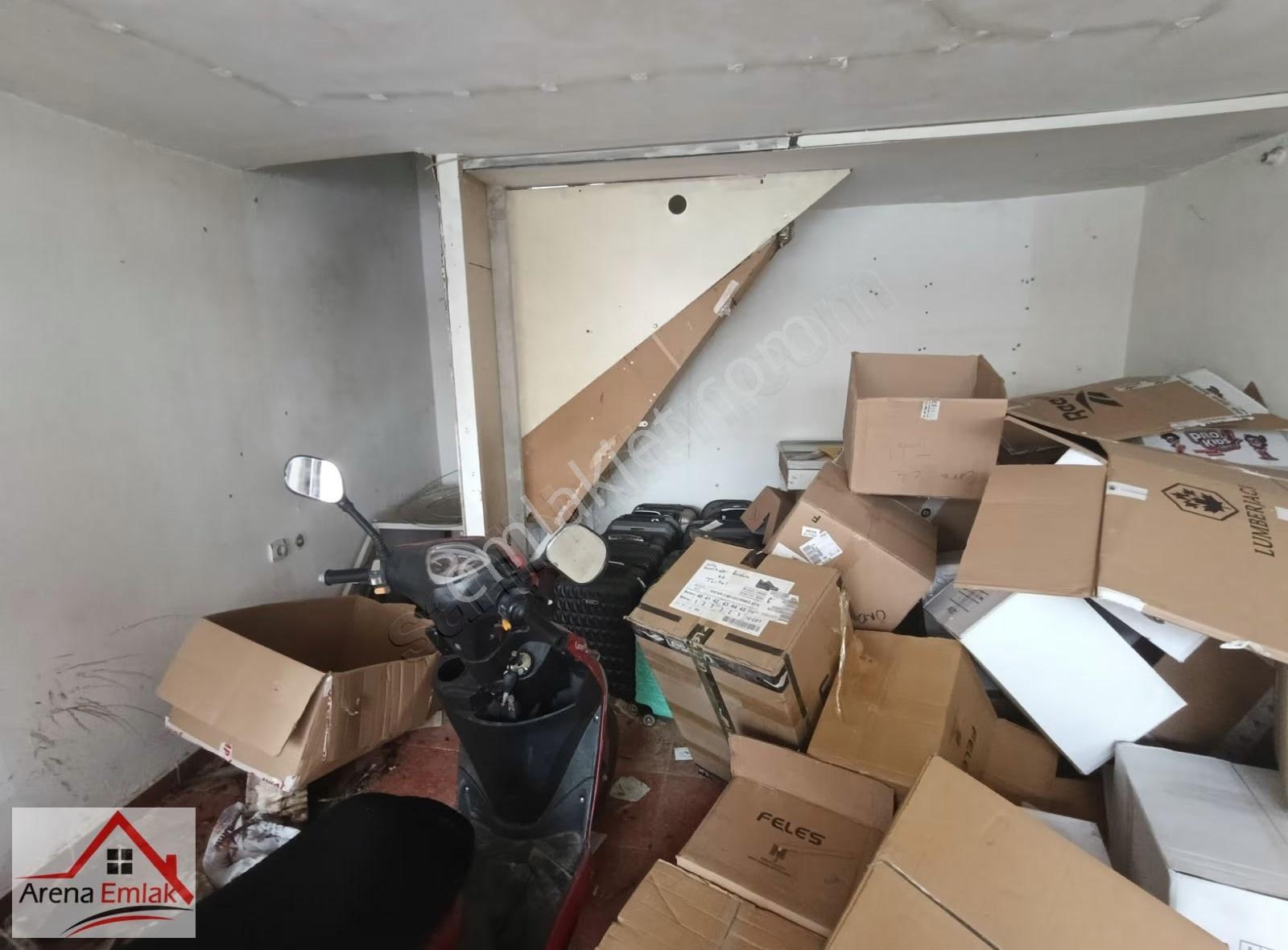 Arena Emlak'tan Menderes Cd. Kemer Dükkanlarında Fırsat - Görsel 21