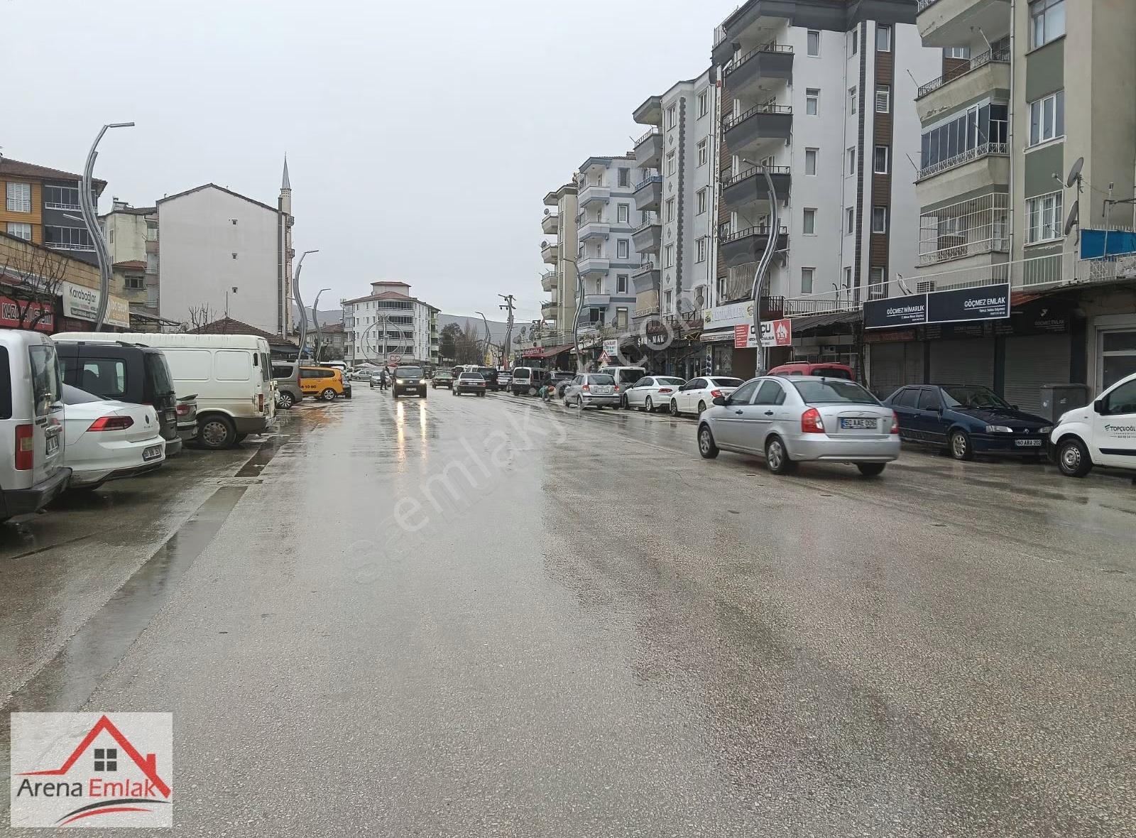 Arena Emlak'tan Menderes Cd. Kemer Dükkanlarında Fırsat - Görsel 16