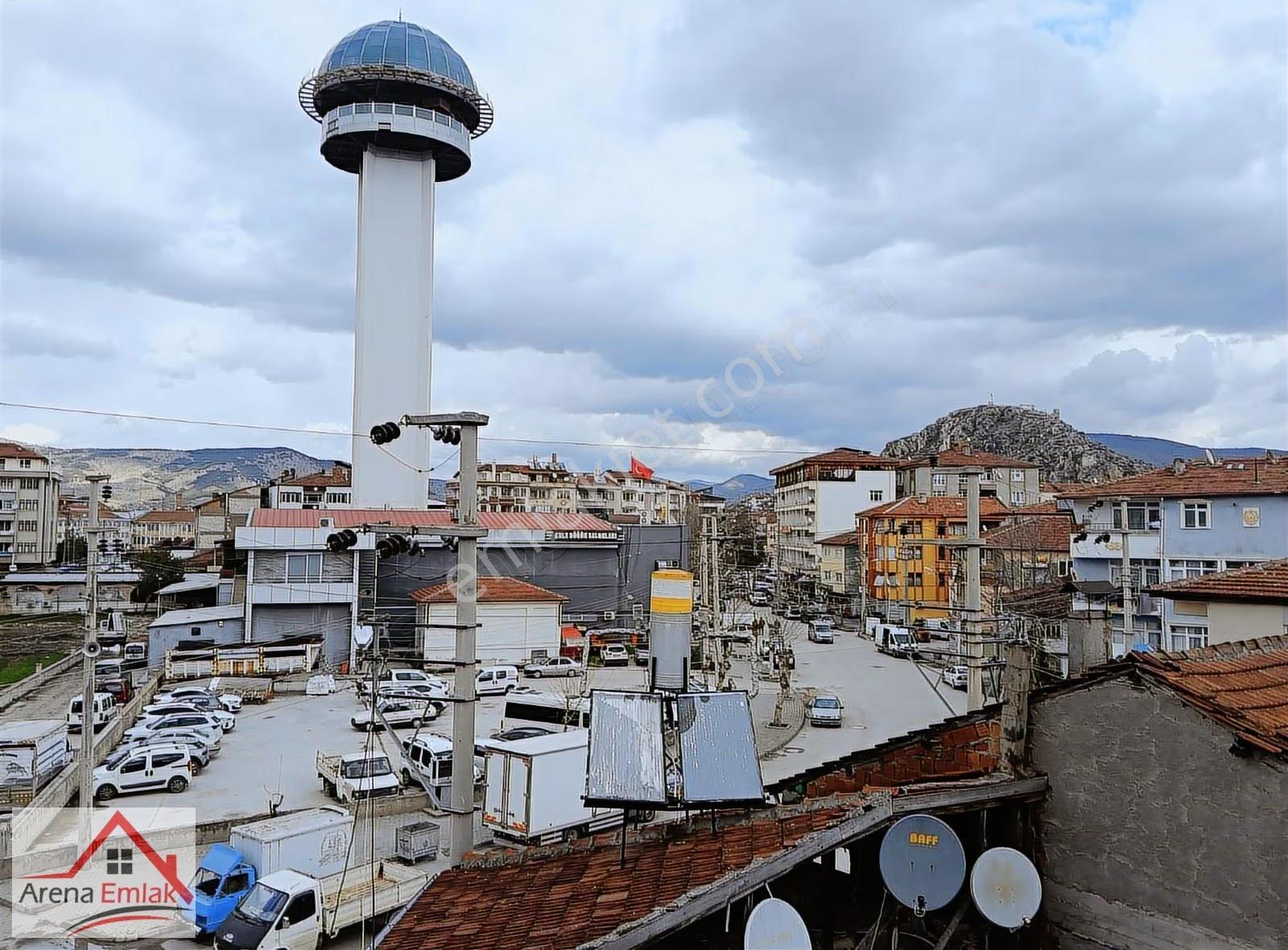 Arena Emlaktan 3 Katlı Hesaplı Müstakil Ev - Görsel 2