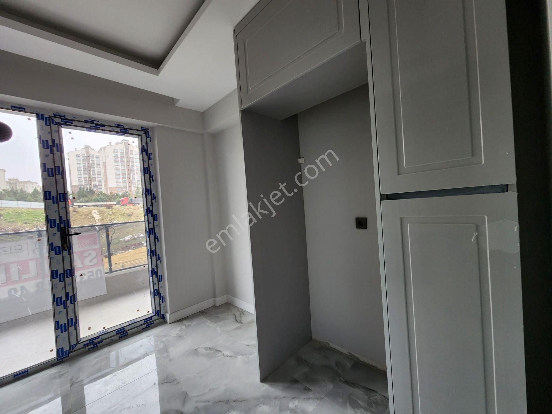 Yapracık'ta 2+1 Full Yapılı Site İçerisinde Sıfır Katta Satılık - Görsel 17