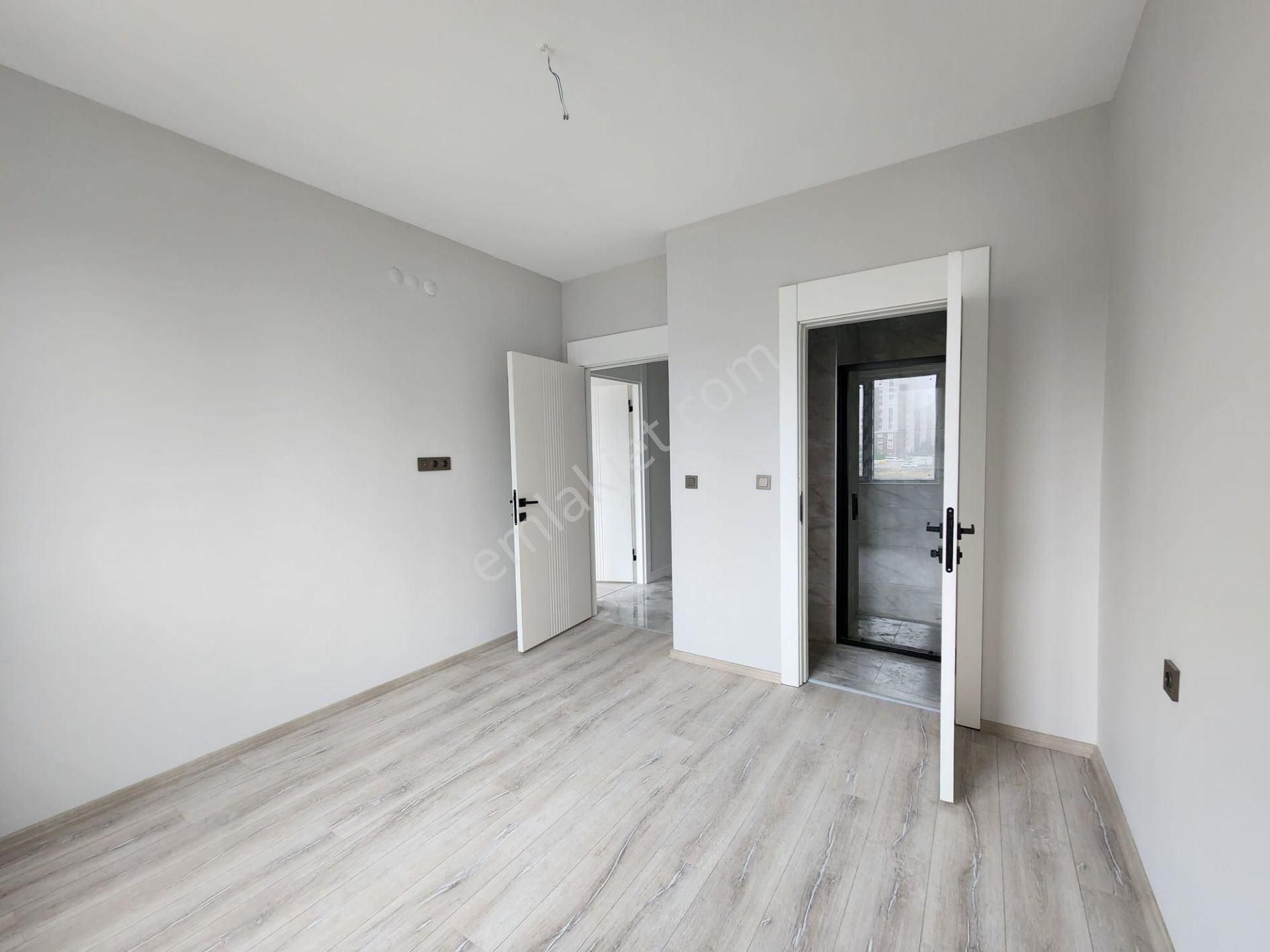 Yapracık'ta 2+1 Full Yapılı Site İçerisinde Sıfır Katta Satılık - Görsel 28