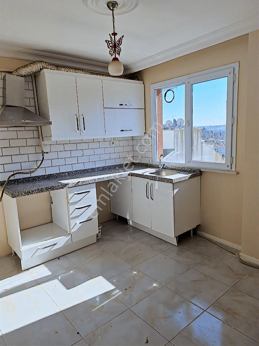 Eyüp Bülbül Yuvasında 150 M2 3+2 Yeni Binadan Asansörlü Dublex - Görsel 15