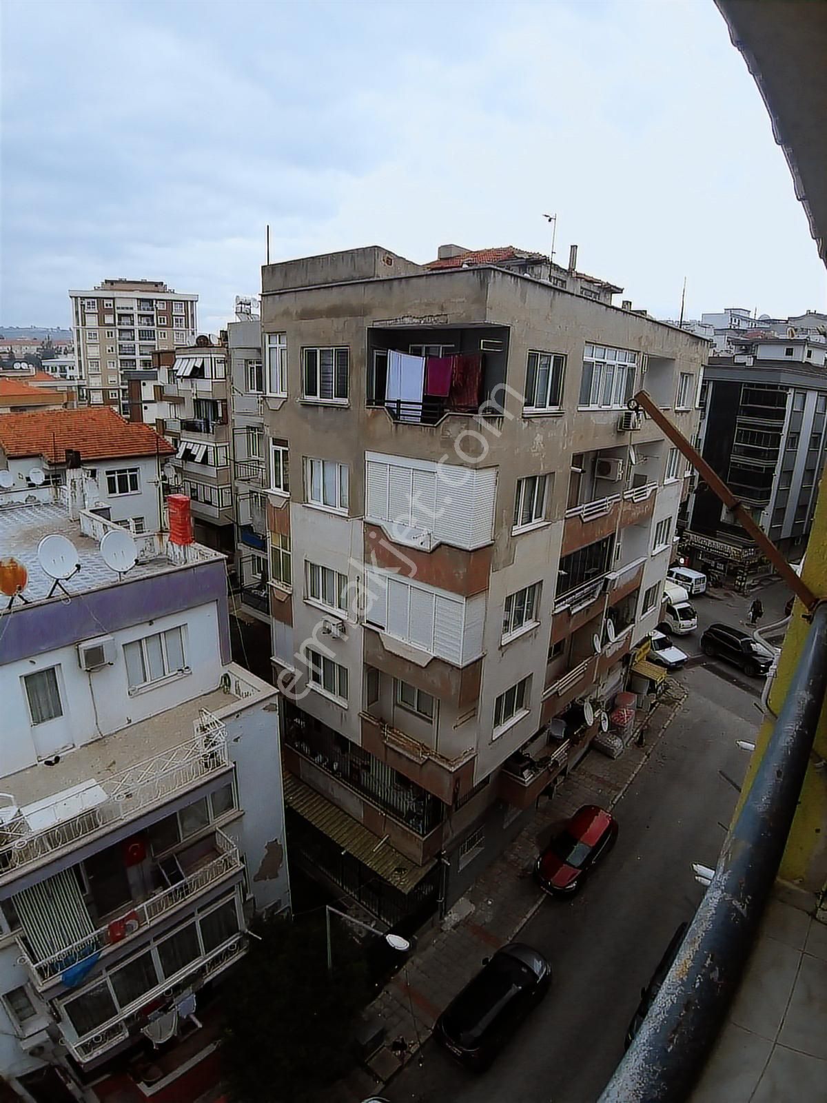 Buca Hürriyet Mahallesinde//uçanyolyakını//asansörlü//90m2-2+1 - Görsel 8