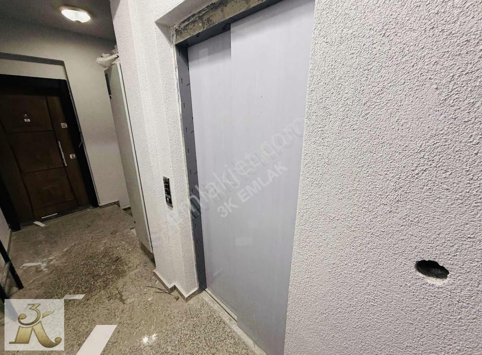 3k Emlak'tan Satılık 2+1 Asansörlü Balkonlu Yüksek Giriş - Görsel 5