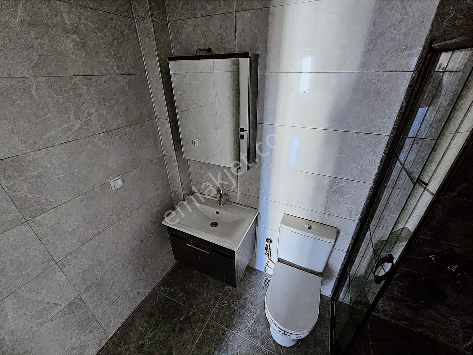 Esentepe' De Satılık 2+0 Daire - Görsel 22