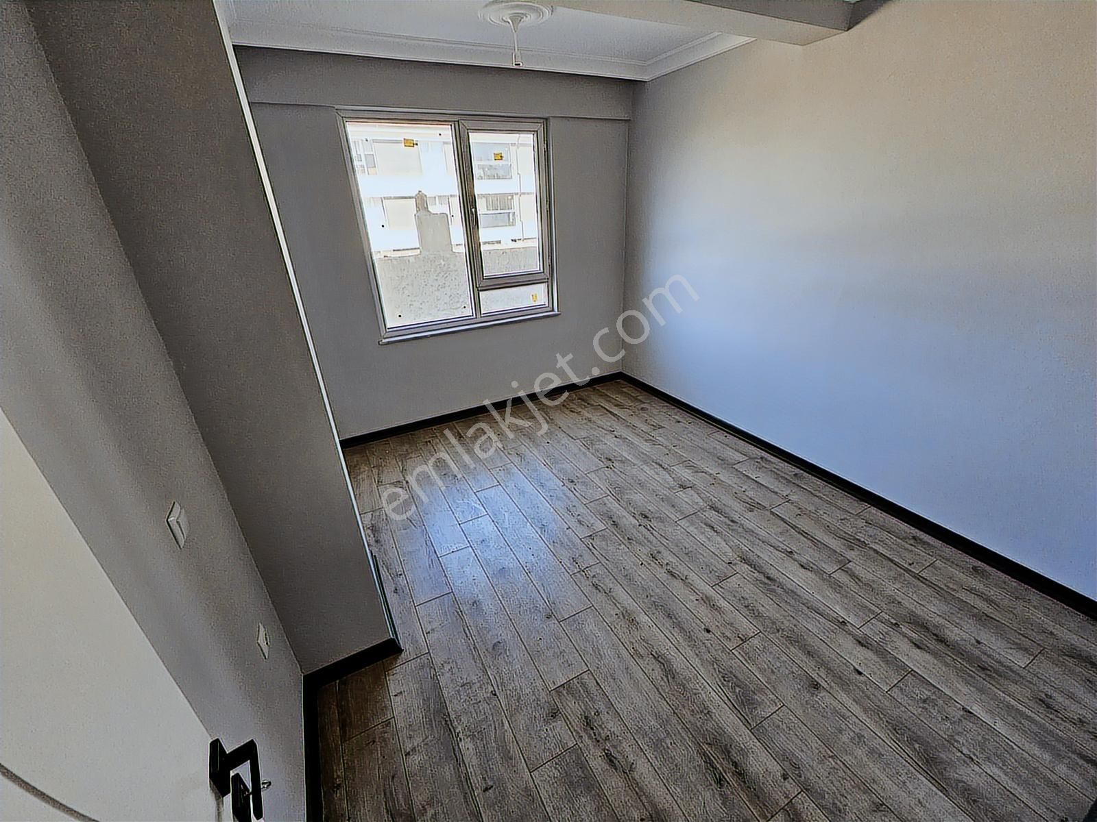 Esentepe' De Satılık 2+0 Daire - Görsel 18