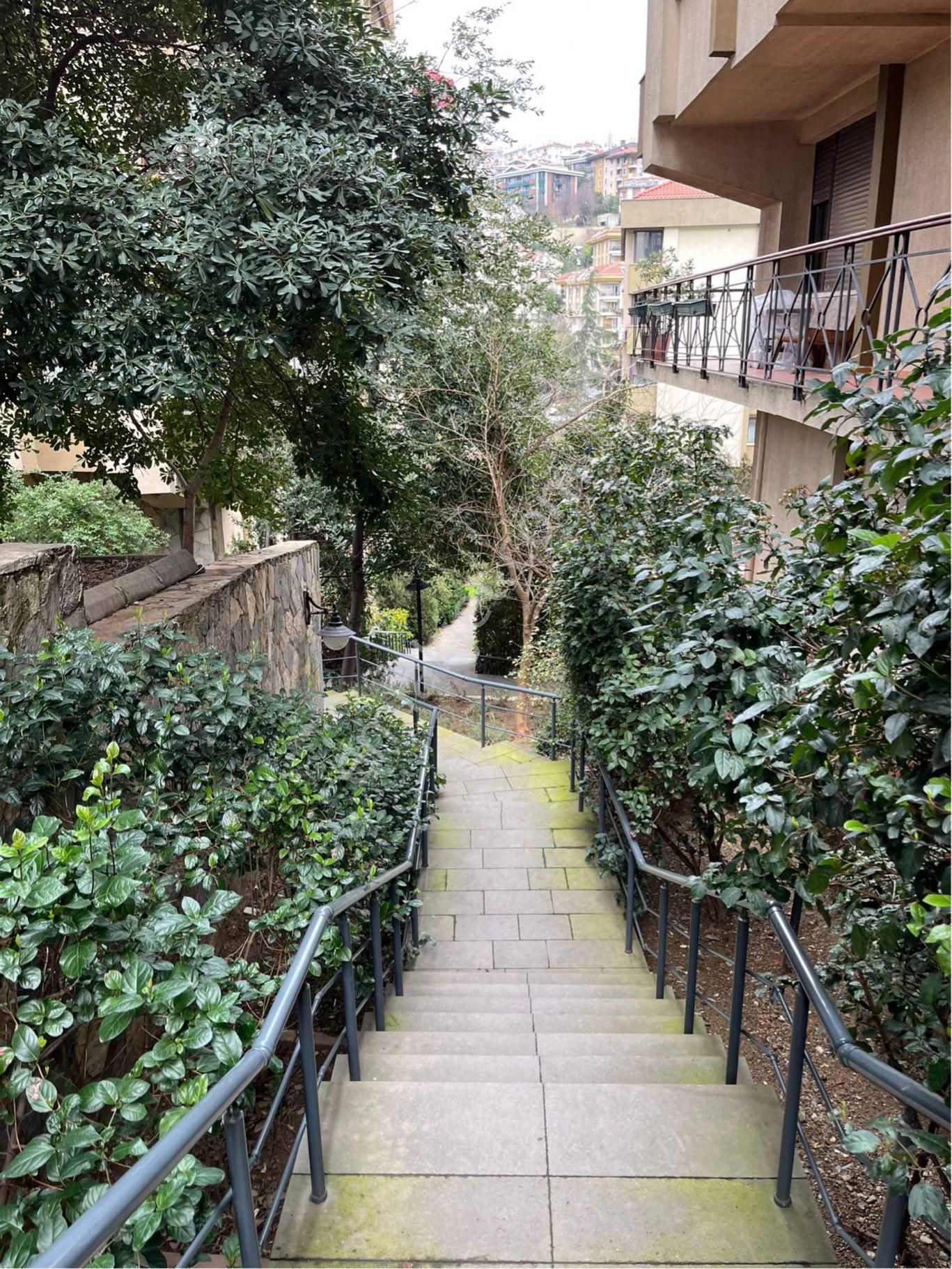 Beşiktaş | Levazım Koru Sitesinde Yatırımlık Ara Kat 3+1 Daire - Görsel 3