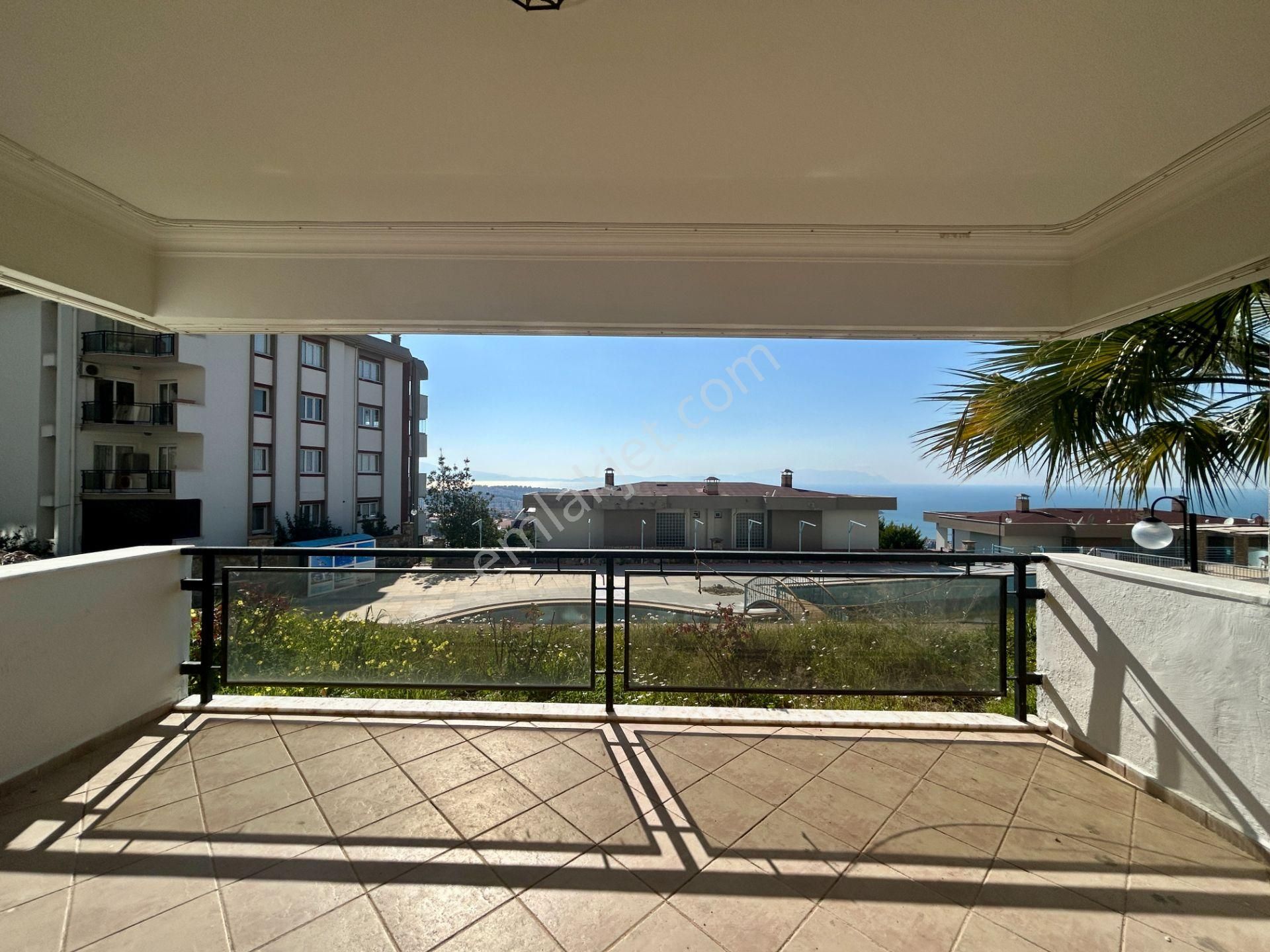 Kuşadası Ege Mahallesinde Deniz Manzaralı 3+1 Daire - Görsel 26